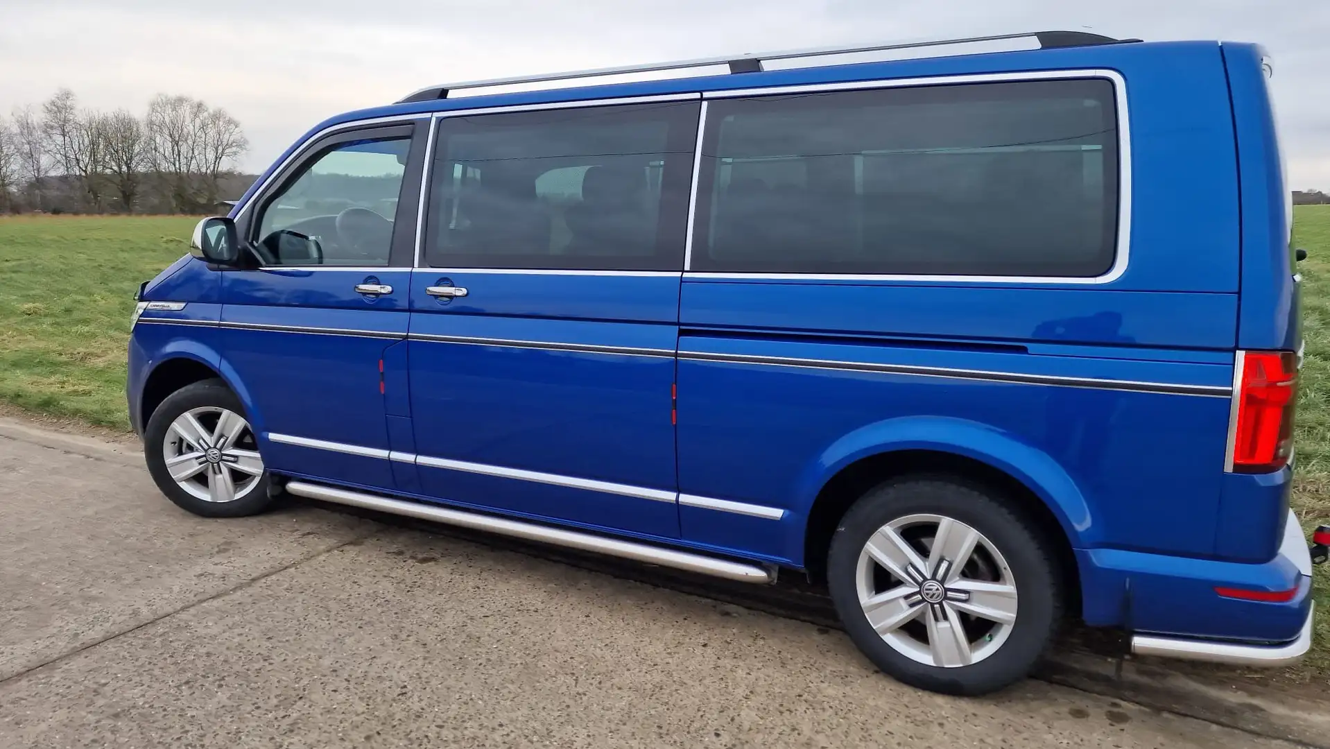 Volkswagen T6.1 Caravelle DSG Kurz Highline - 2