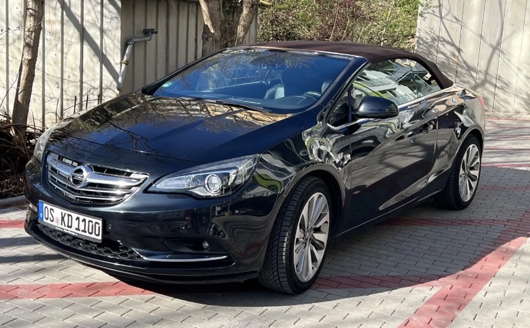 Opel Cascada 1.4 Turbo (ecoFLEX) Start/Stop Innovation Negro - 1