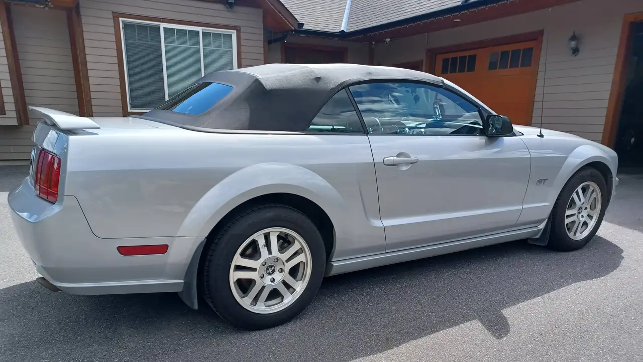 Ford Mustang снимка Ford Mustang