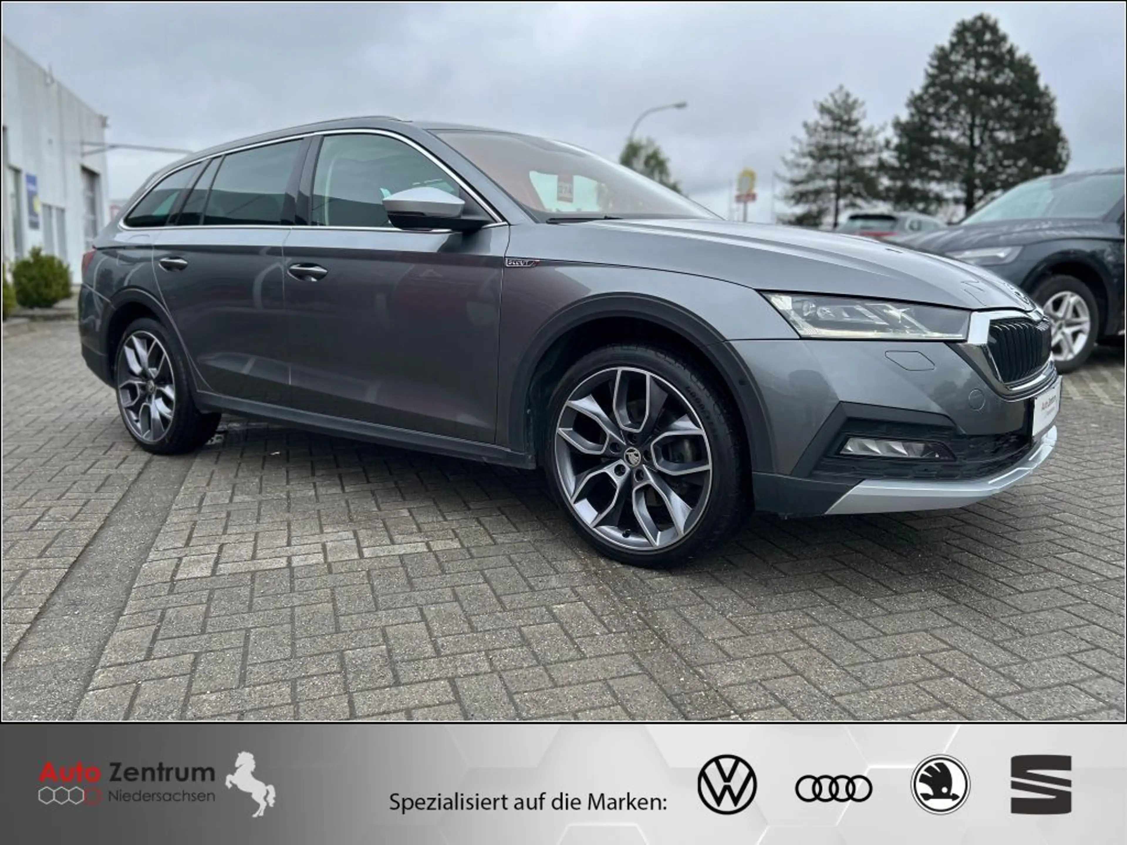 Skoda Octavia Combi 2.0 TDI DSG 4x4 Scout — photo 3