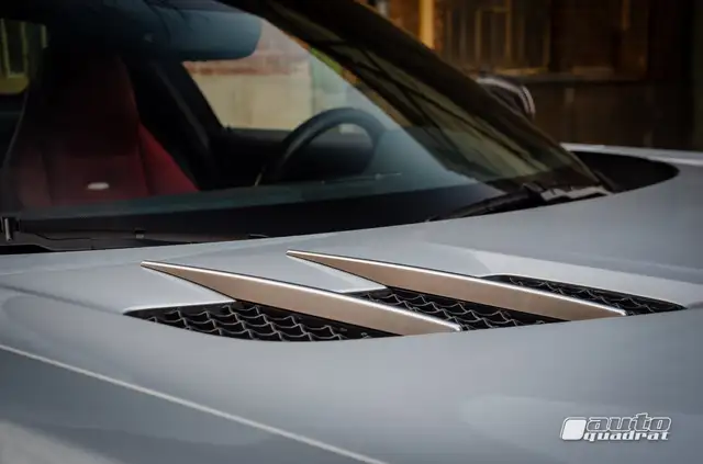 Mercedes-Benz SLS AMG Coupe österr. Erstauslieferung, CarbonPaket Ansicht 11