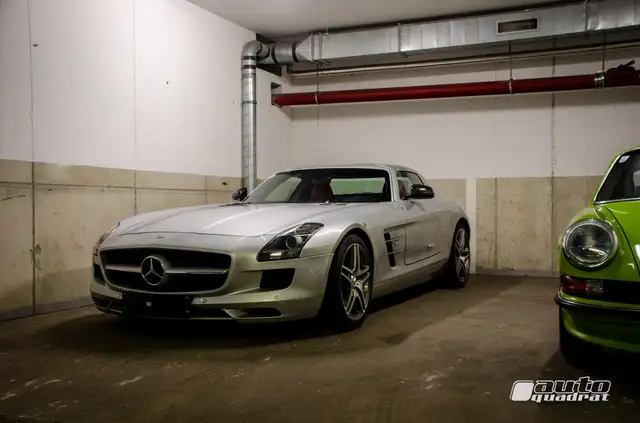 Mercedes-Benz SLS AMG Coupe