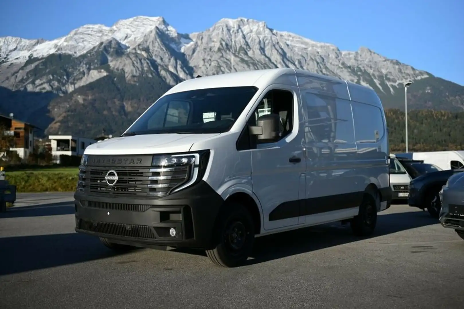 Nissan Interstar KW L2H2 dCi 150 Tekna Netto € 30.990,- Fehér - 2