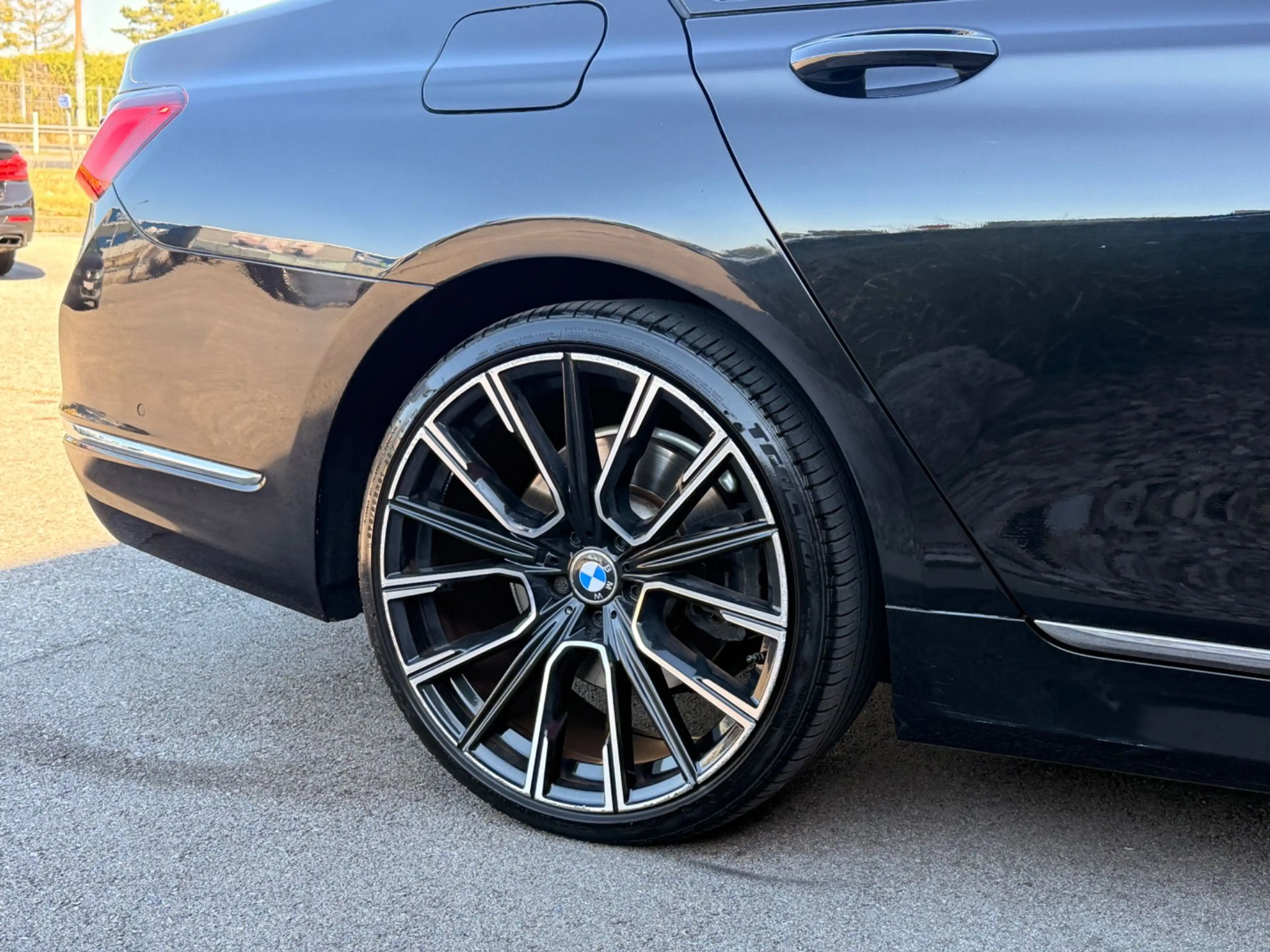 BMW 730 LCI 7er-Reihe Diesel (G11)  48 V Aut. — photo 12