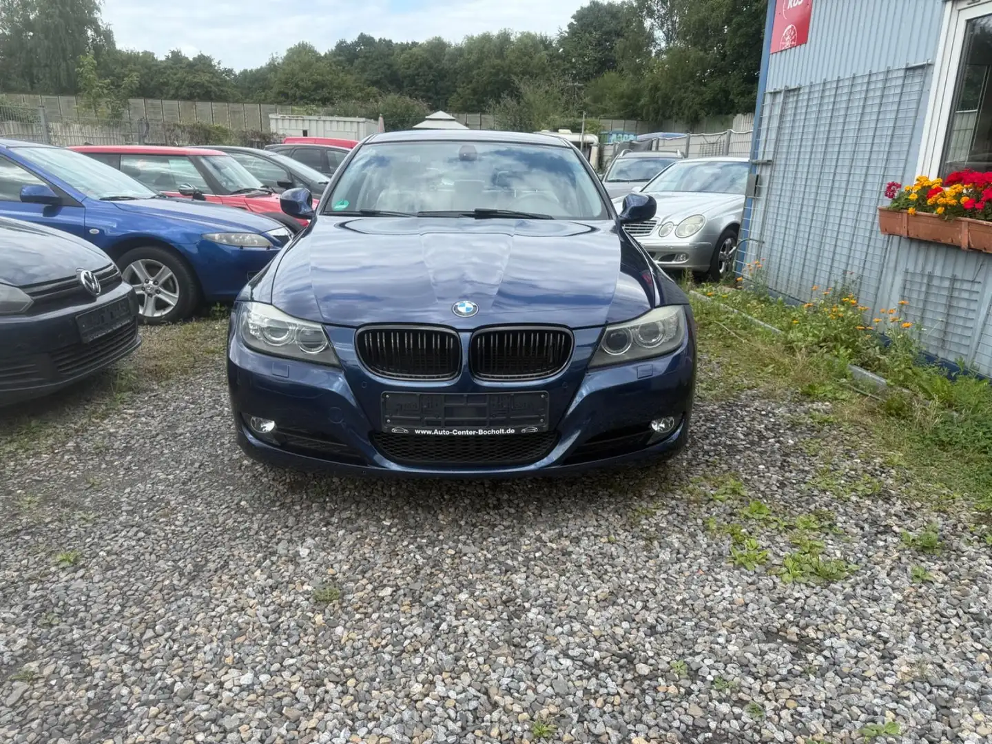 BMW 320 Baureihe 3 Lim. 320d Bleu - 2