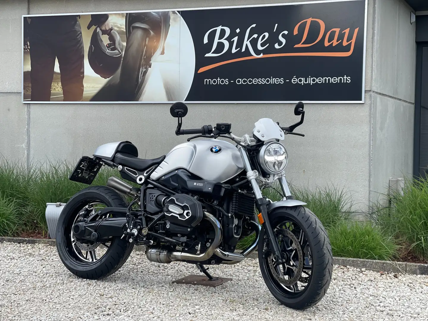BMW R nineT Pure Grijs - 1