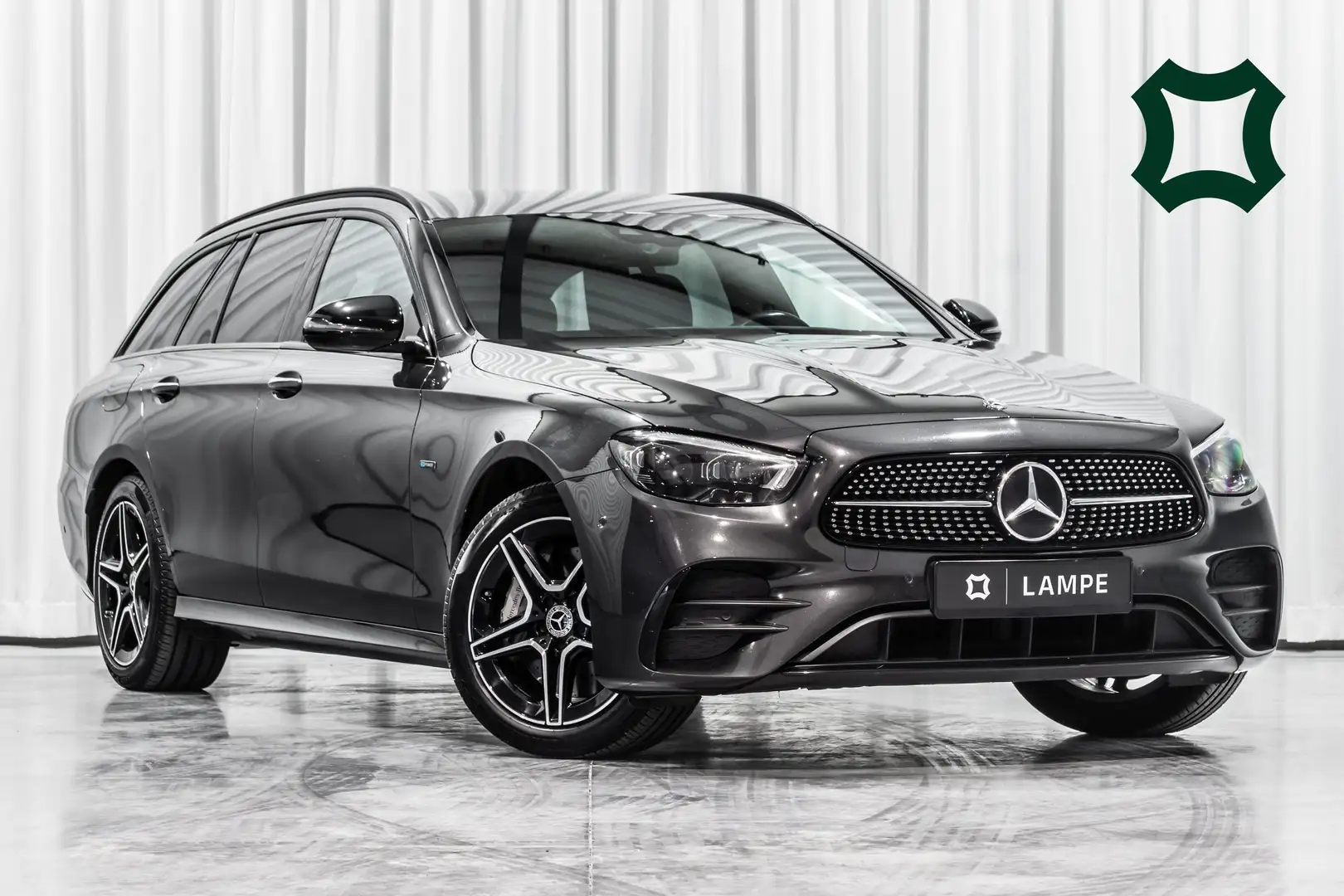 Mercedes-Benz E 300 de Break Hybrid AMG Line Head-Up Keyless ACC LED Gris - 1