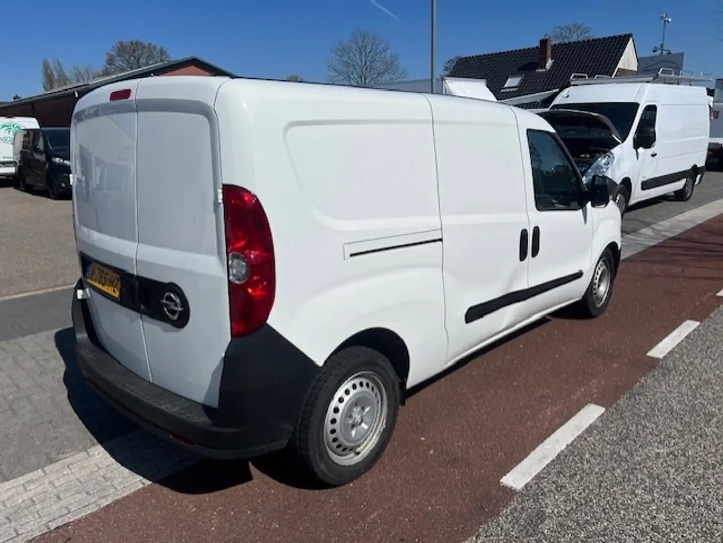 Opel Combo 1.6 CDTi 77KW L2H1 Edition LANG AIRCO KLIMA EURO6 Wit - 2