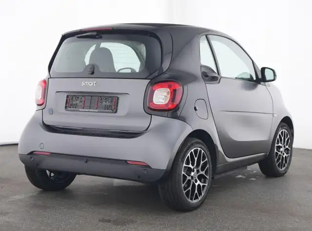 Smart Fortwo view 3