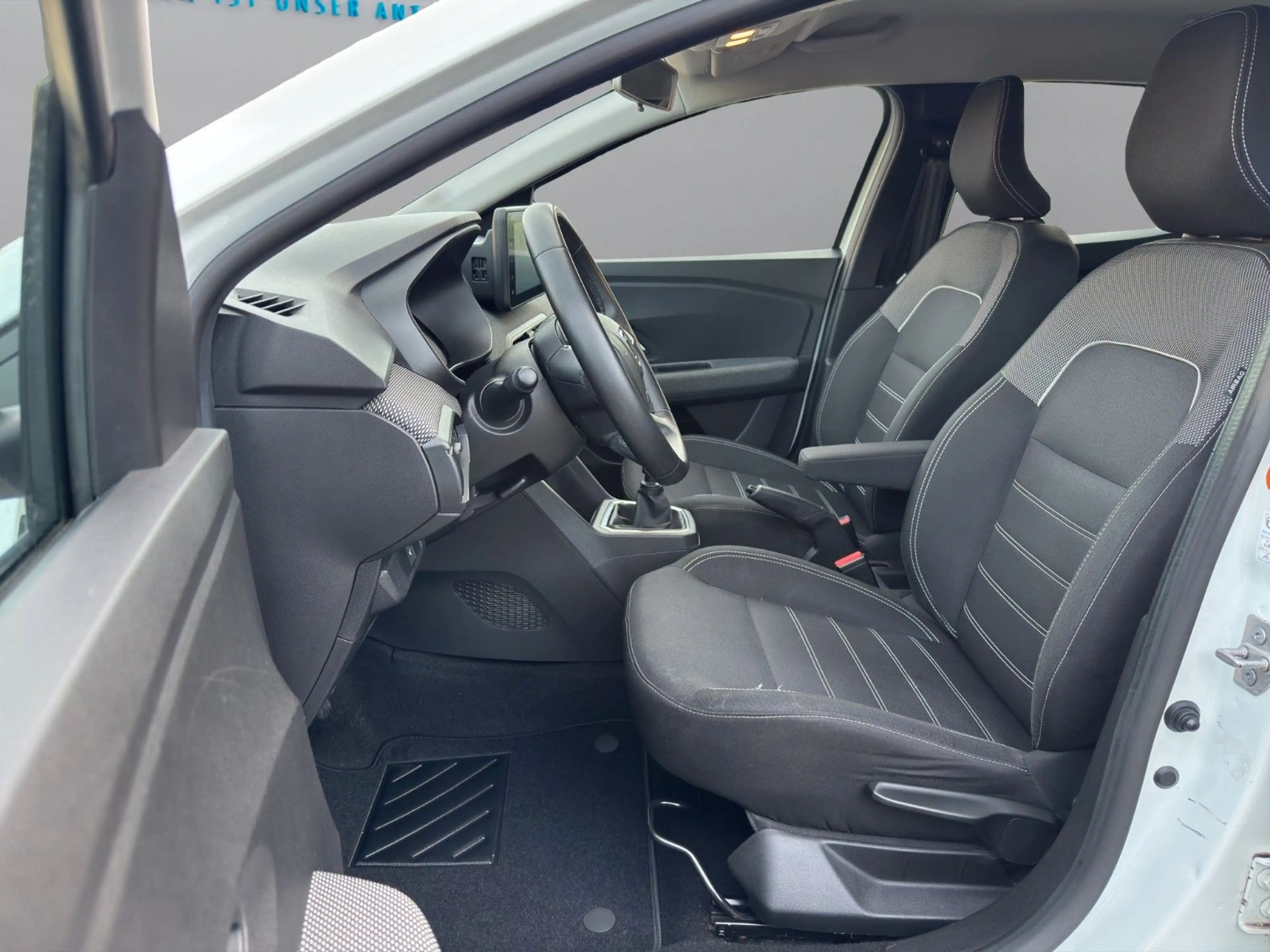 Dacia Sandero *1.Hand*Service NEU*90PS*Scheckheft* — photo 10