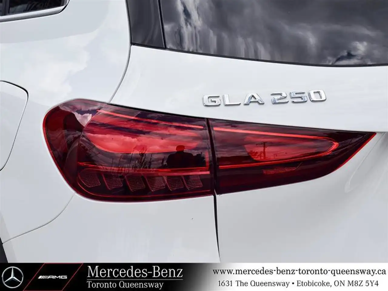 Mercedes-Benz GLA photo Mercedes-Benz GLA