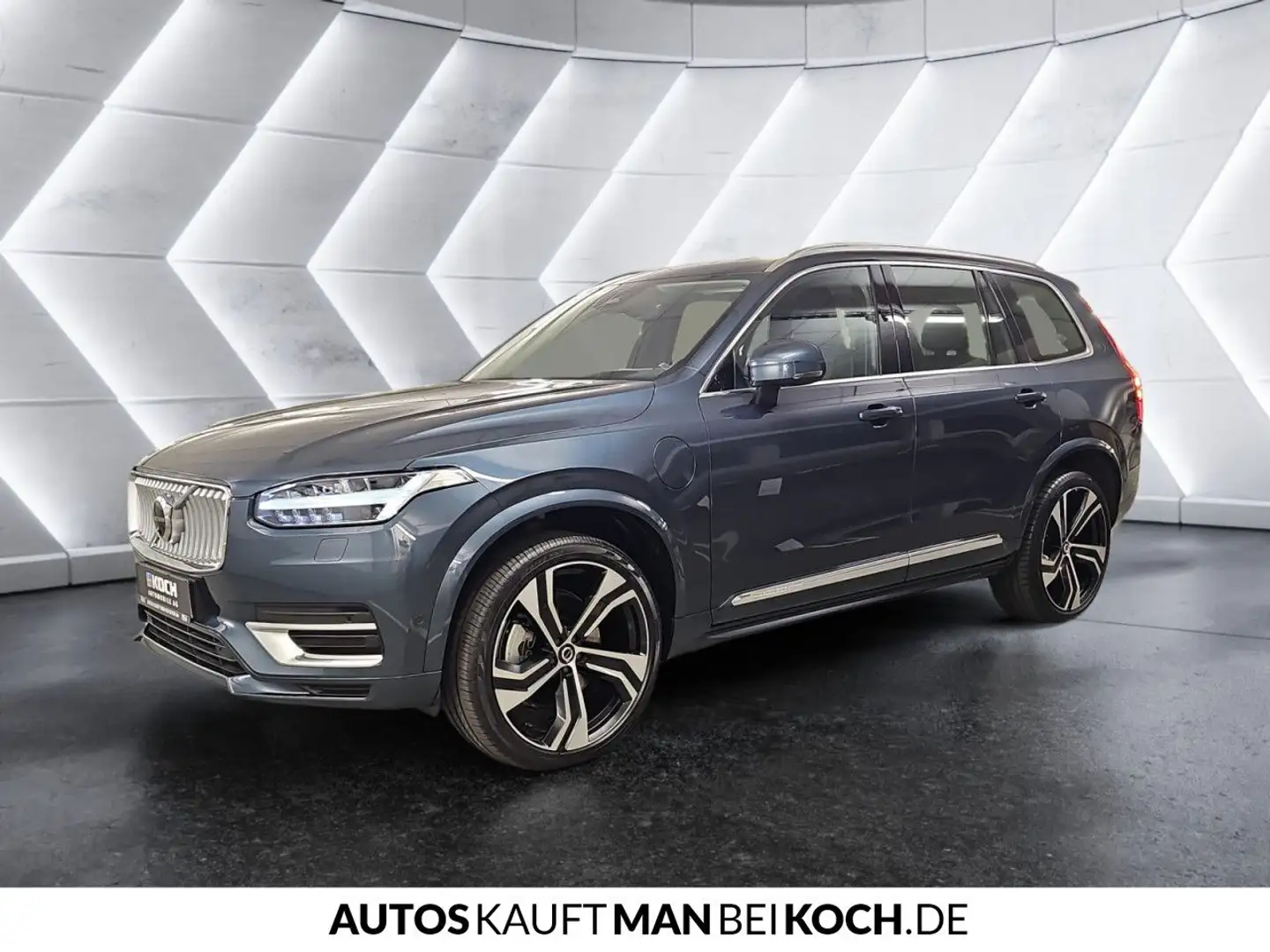 Volvo XC90 T8 AWD Plug-In Hybrid Ultimate Bright Blau - 2