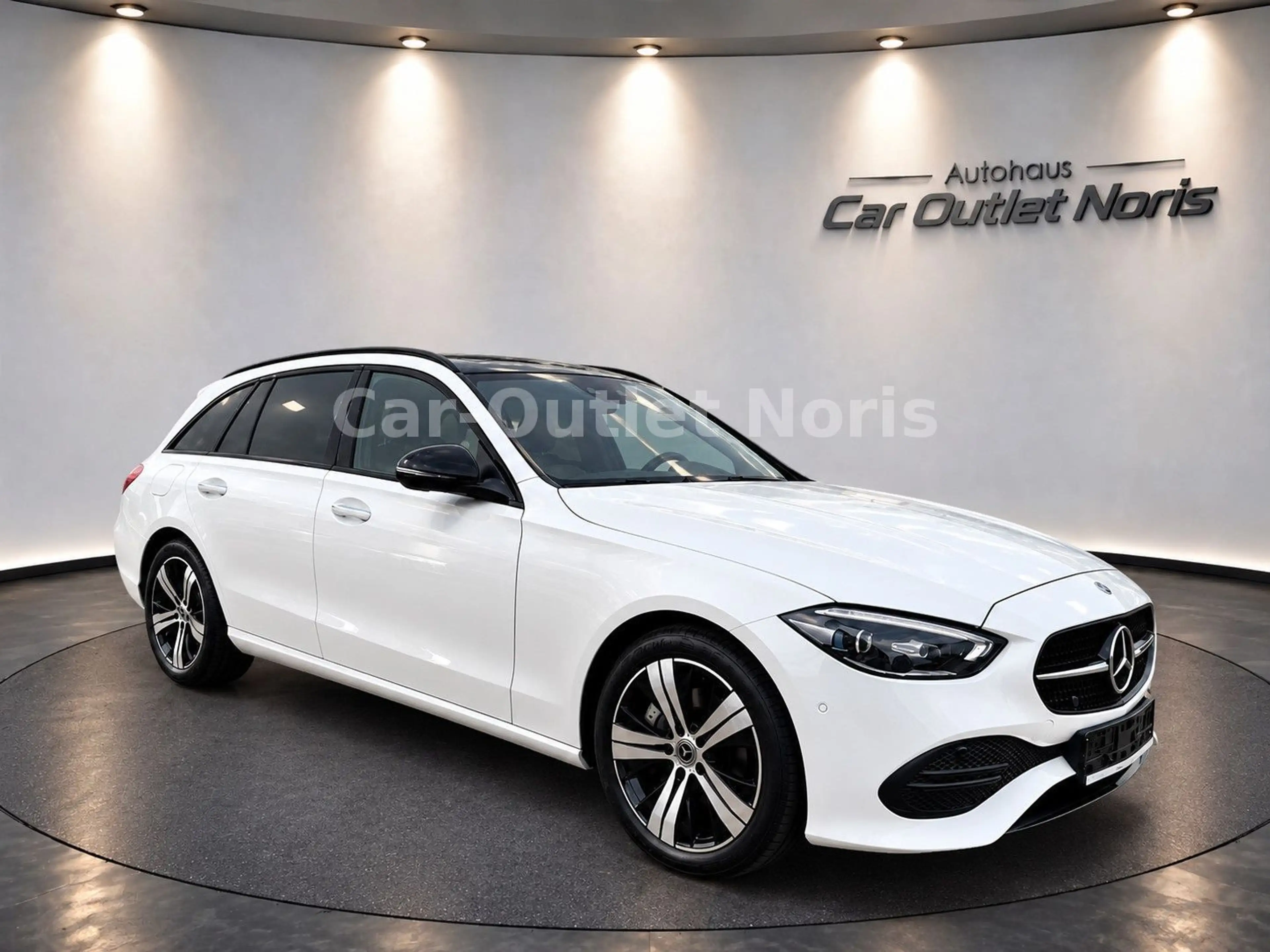 Mercedes-Benz C 220 d 4MATIC T Autom. — photo 2