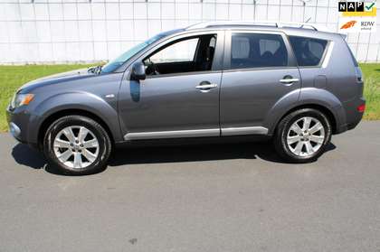 Mitsubishi Outlander 2.2 DI-D Business Edition 7 Persoons 4 x4 met Navi