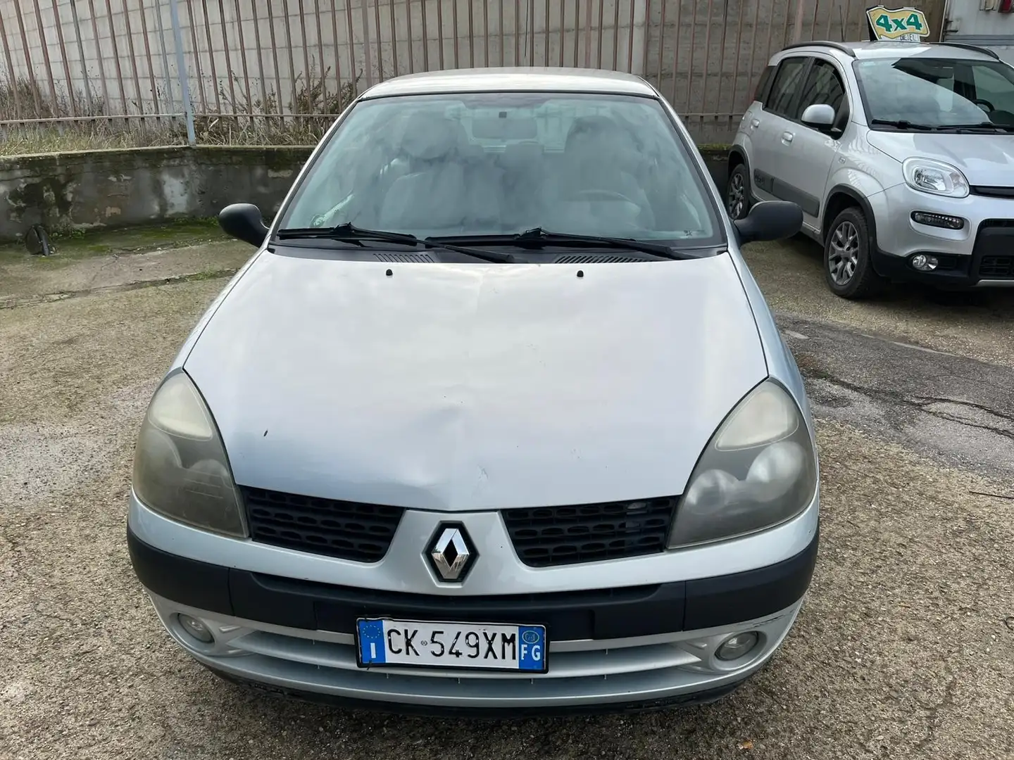 Renault Clio 3p 1.2 Confort Authentique - 2