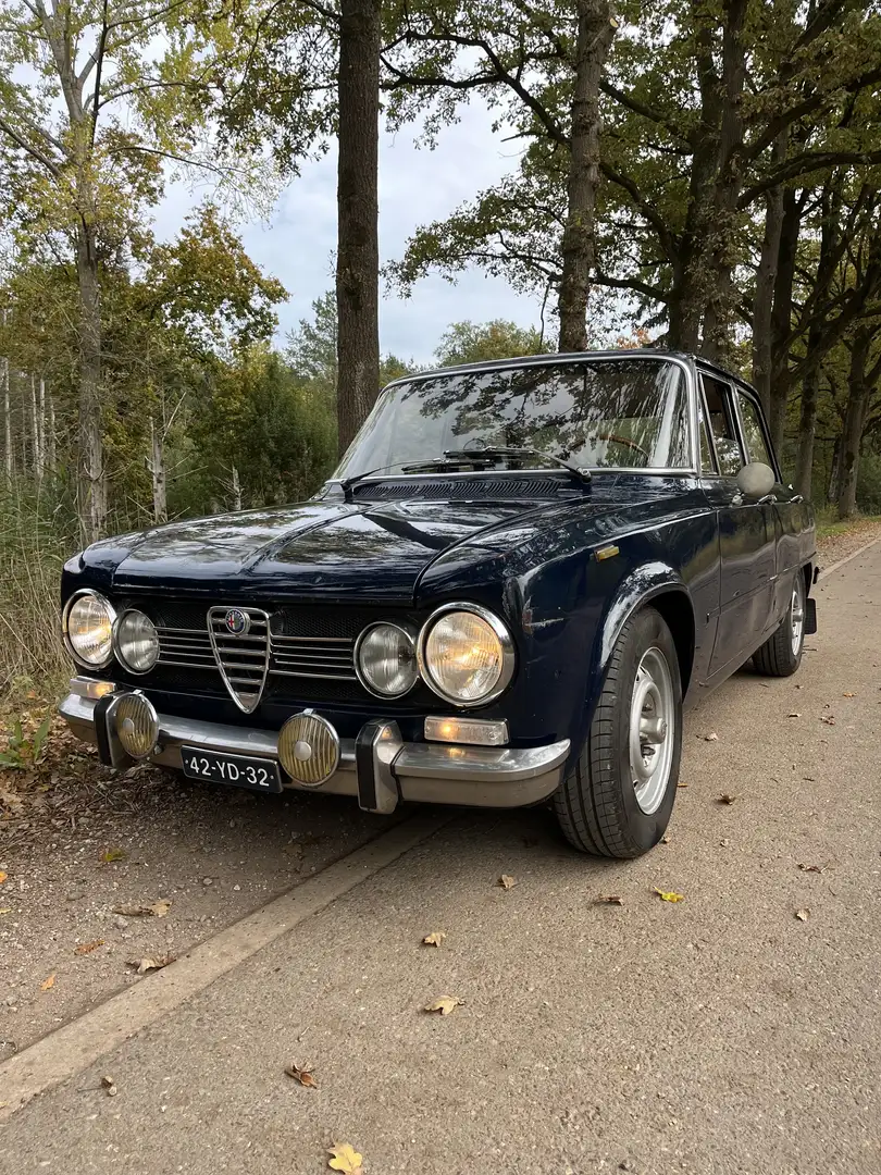 Alfa Romeo Giulia Super 1300 met 1600 blok Blauw - 1