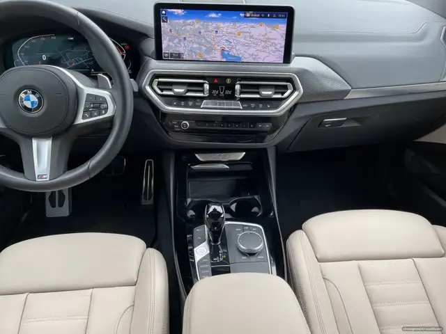 BMW X3 view 7