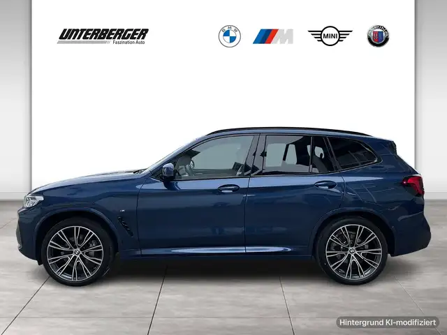 BMW X3 view 3