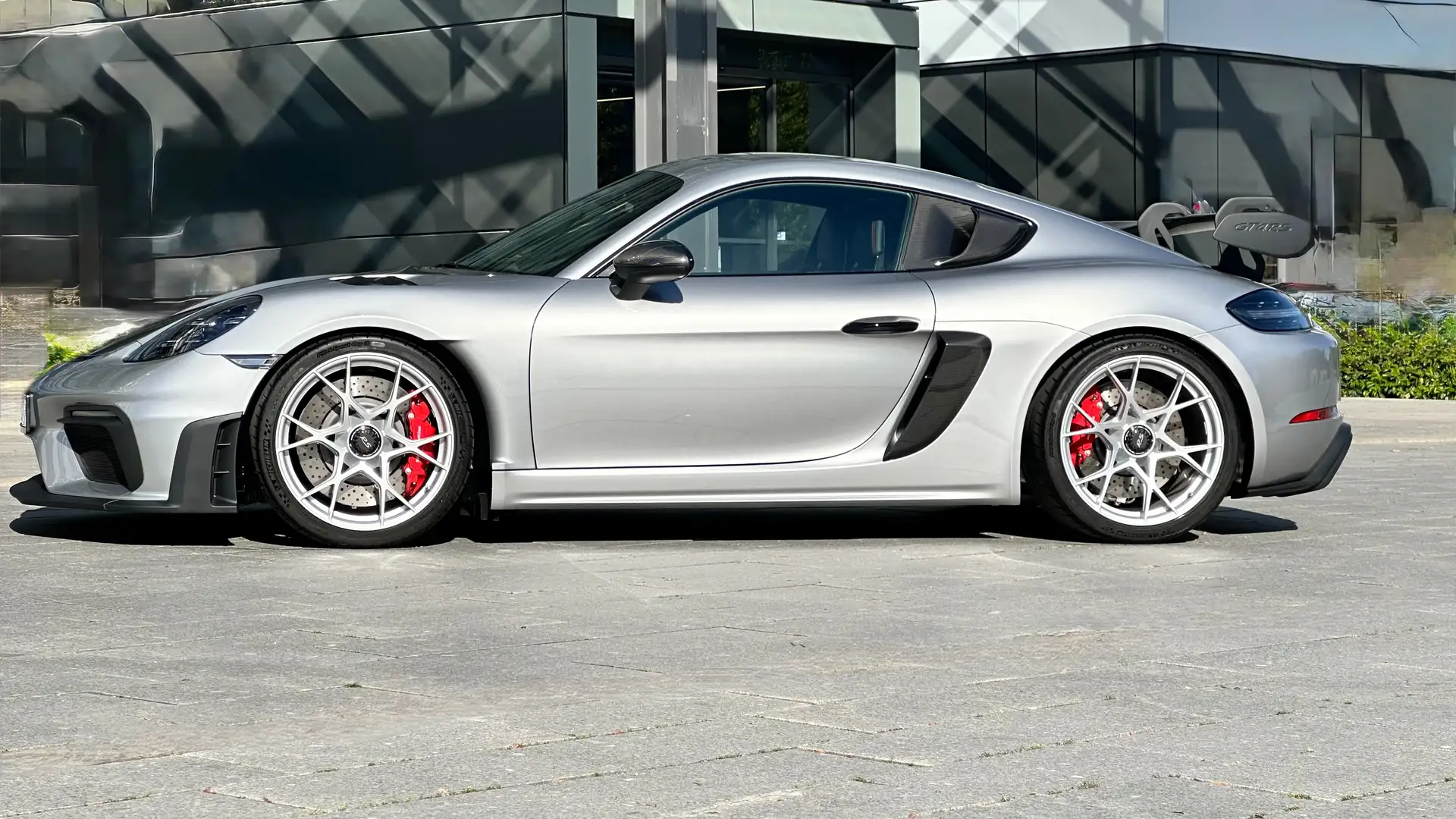 Porsche Cayman 718 Cayman GT4 RS Plateado - 2