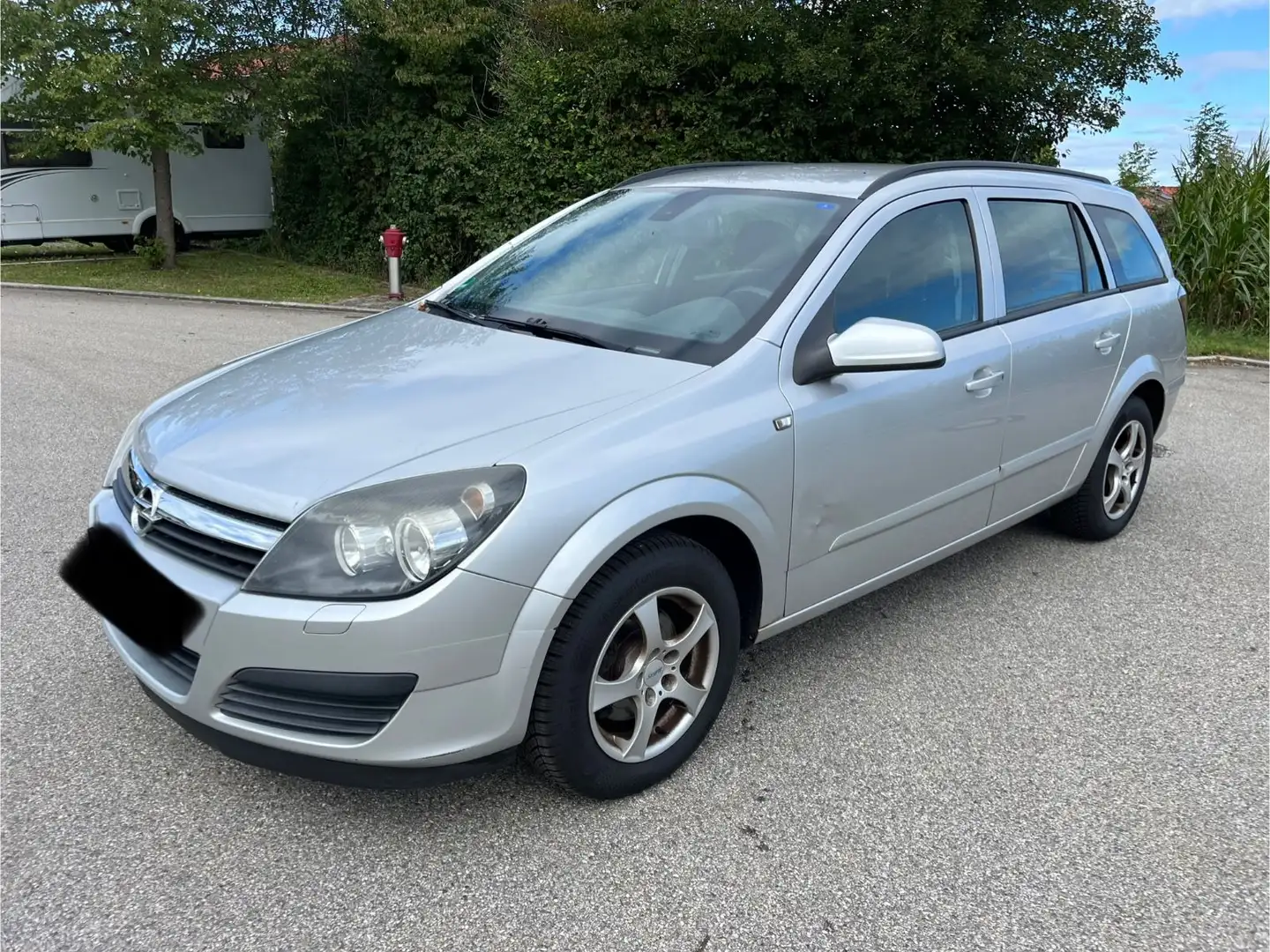 Opel Astra H 1.8 Kombi Automatikgetriebe Silber - 1