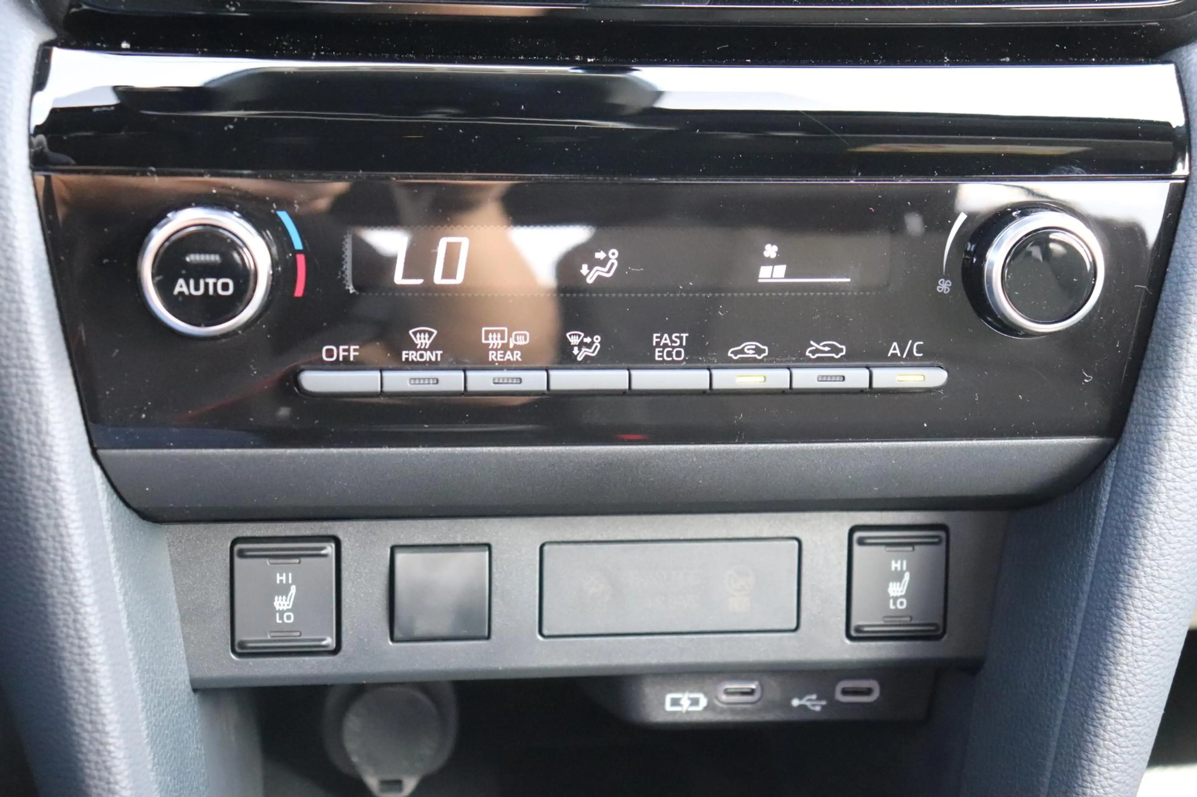 Toyota Yaris Cross 1.5 Hybrid 130 First Edition, VERWACHT, Comfort Pa — photo 7