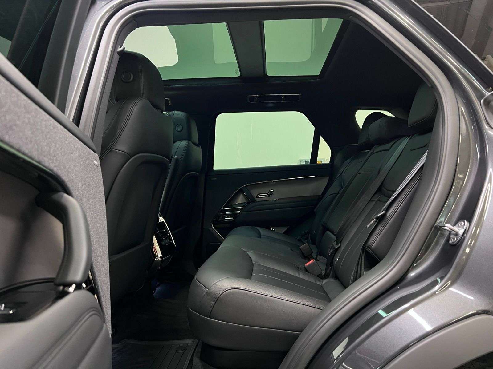 2026 Land Rover Range Rover Sport P360 S | LEASE FROM $999 PER MONTH thumb 25