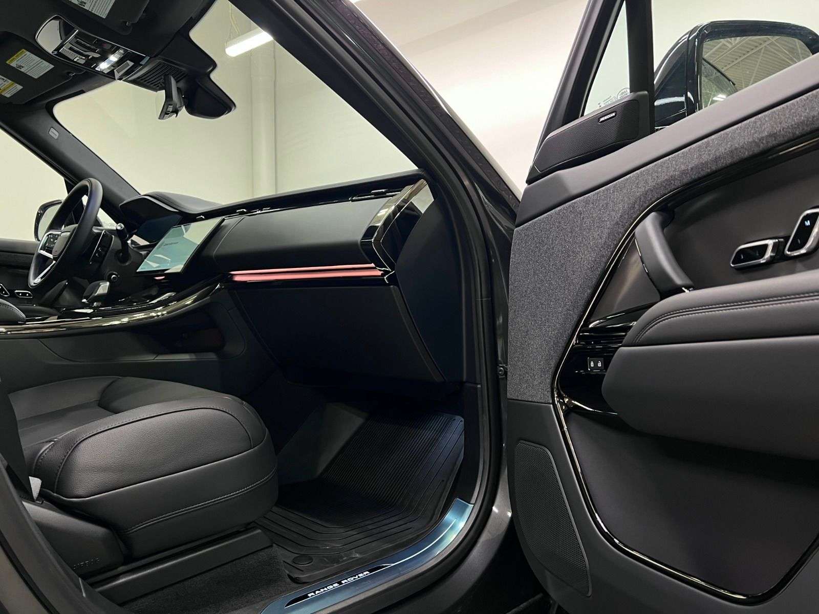 2026 Land Rover Range Rover Sport P360 S | LEASE FROM $999 PER MONTH thumb 27