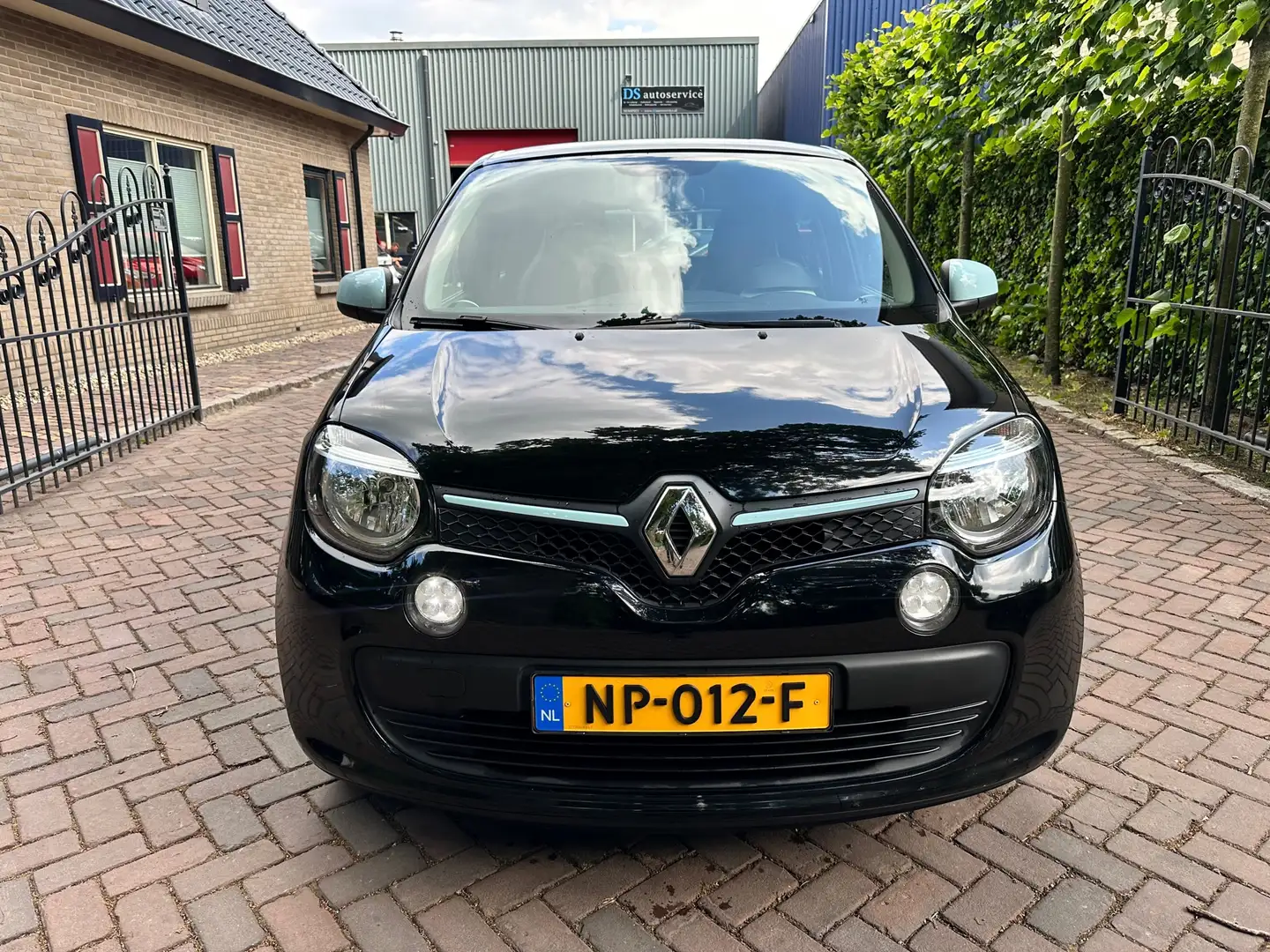 Renault Twingo 1.0 SCe Collection Schwarz - 2