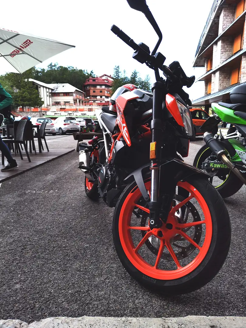 KTM 390 Duke Portocaliu - 1