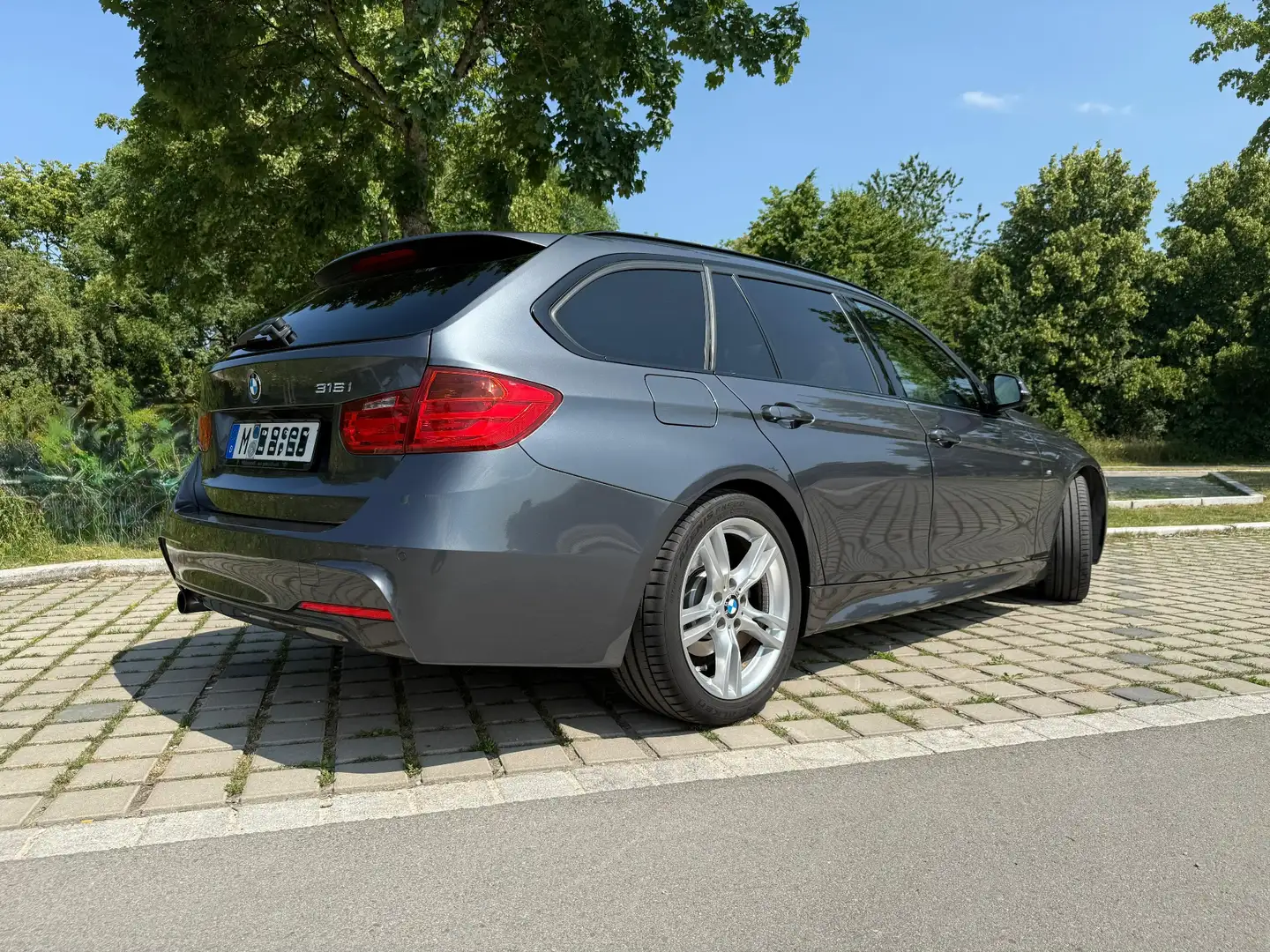 BMW 316 316i Touring M-Paket innen & aussen.18 Zoll Felgen - 2