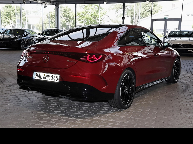 Mercedes-Benz CLA 200 4M AMG MBUX+RüKam+M-LED+Pano+Night+19 — photo 2
