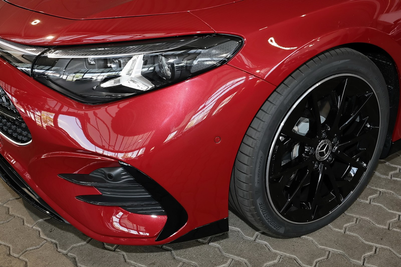 Mercedes-Benz CLA 200 4M AMG MBUX+RüKam+M-LED+Pano+Night+19 — photo 3