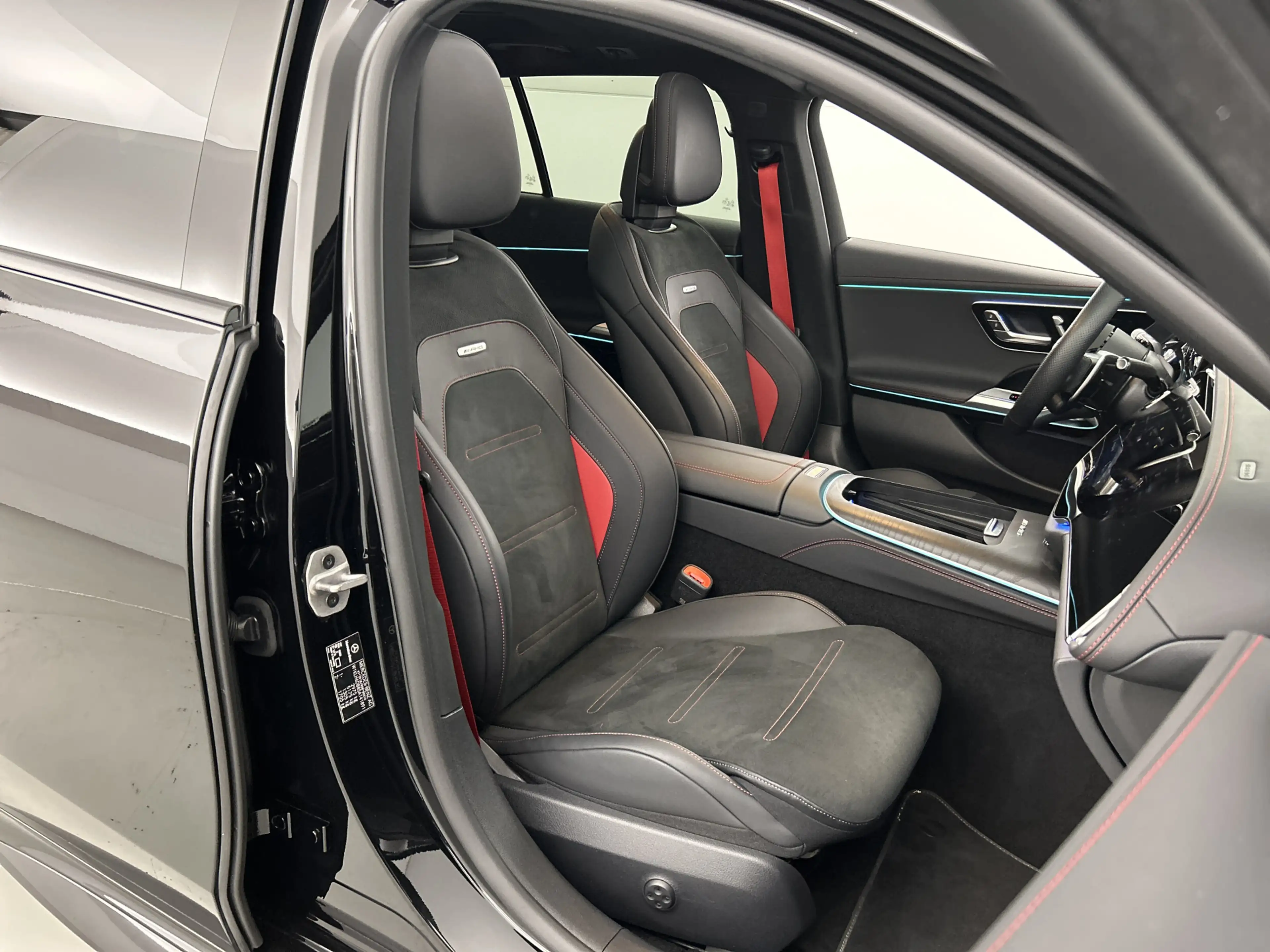 Mercedes-Benz E 53 AMG Estate 4MATIC+ Premium Panodak/superscreen/Rijassi — photo 27