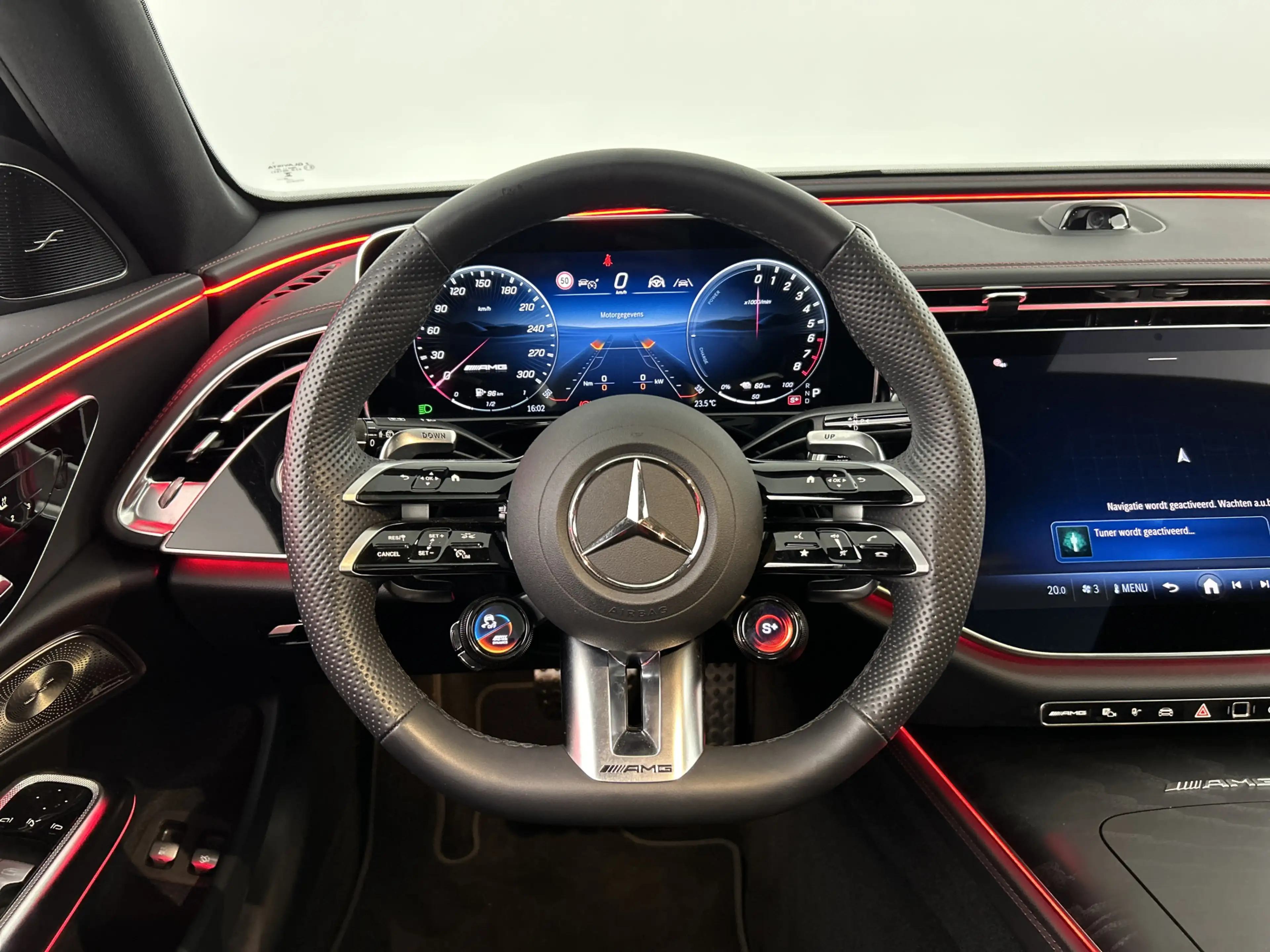 Mercedes-Benz E 53 AMG Estate 4MATIC+ Premium Panodak/superscreen/Rijassi — photo 17
