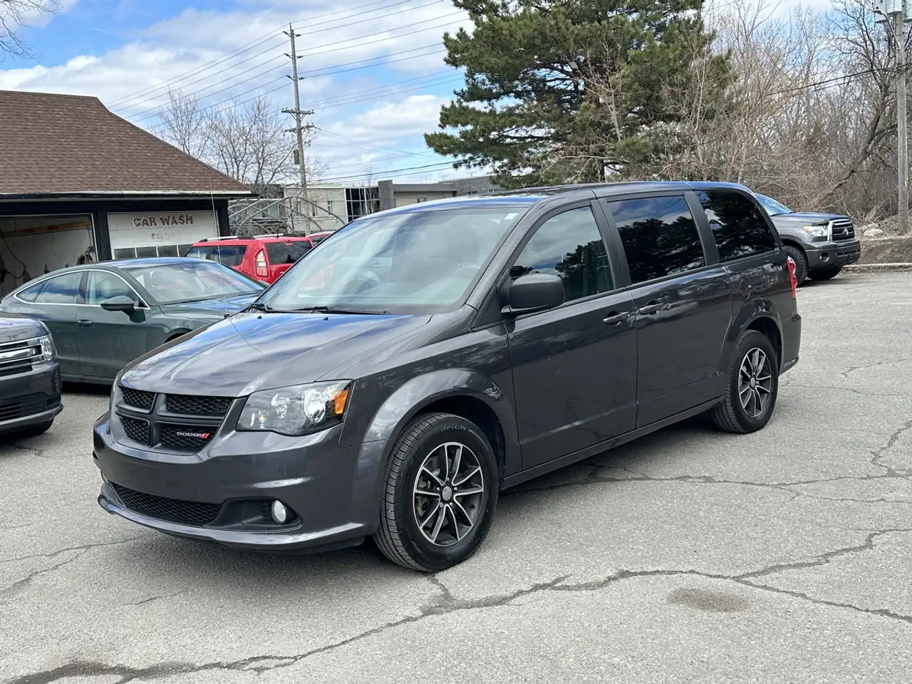 Dodge Grand Caravan снимка Dodge Grand Caravan