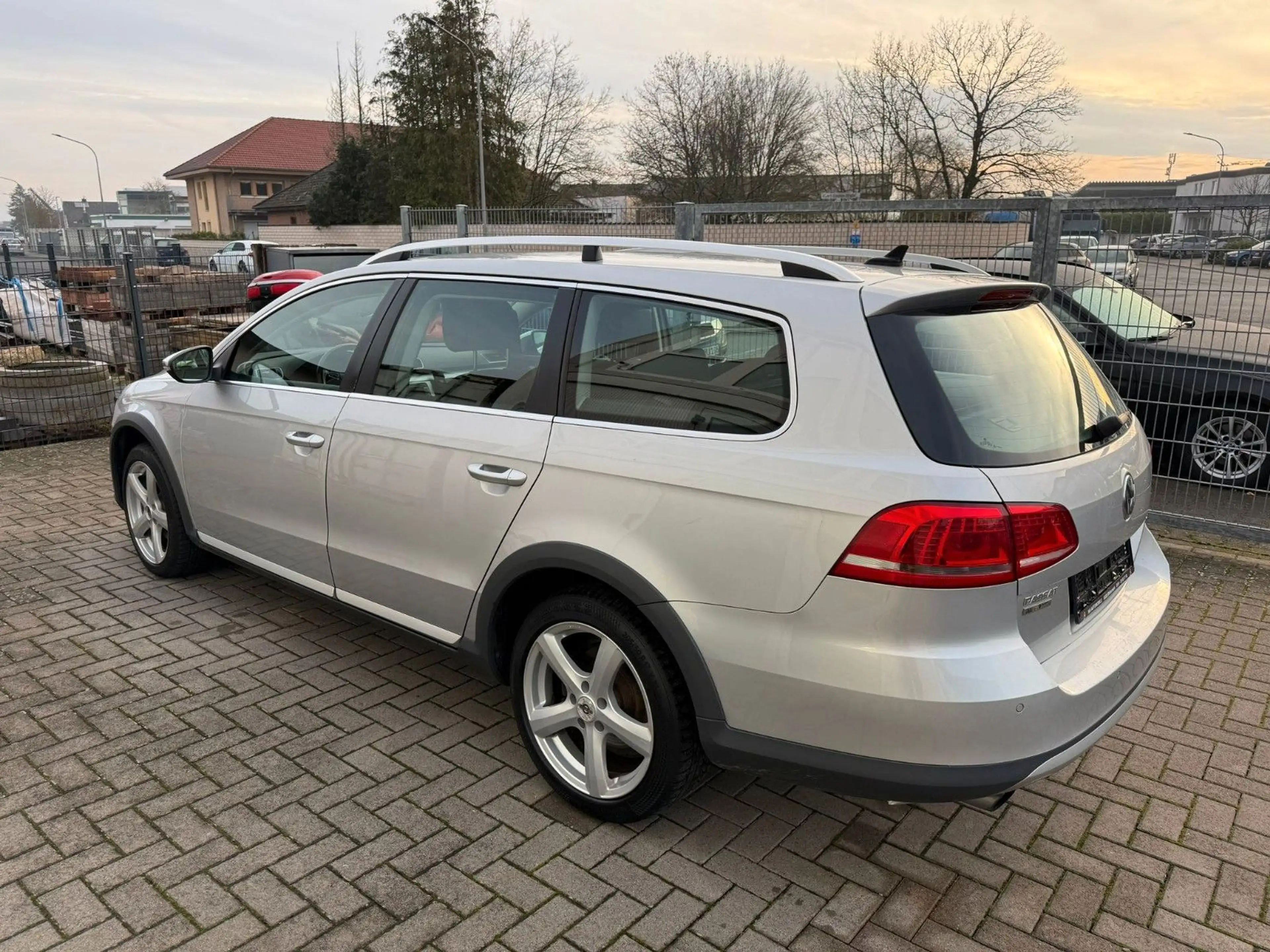 Volkswagen Passat Alltrack Variant 4Motion Xenon Navi — photo 6