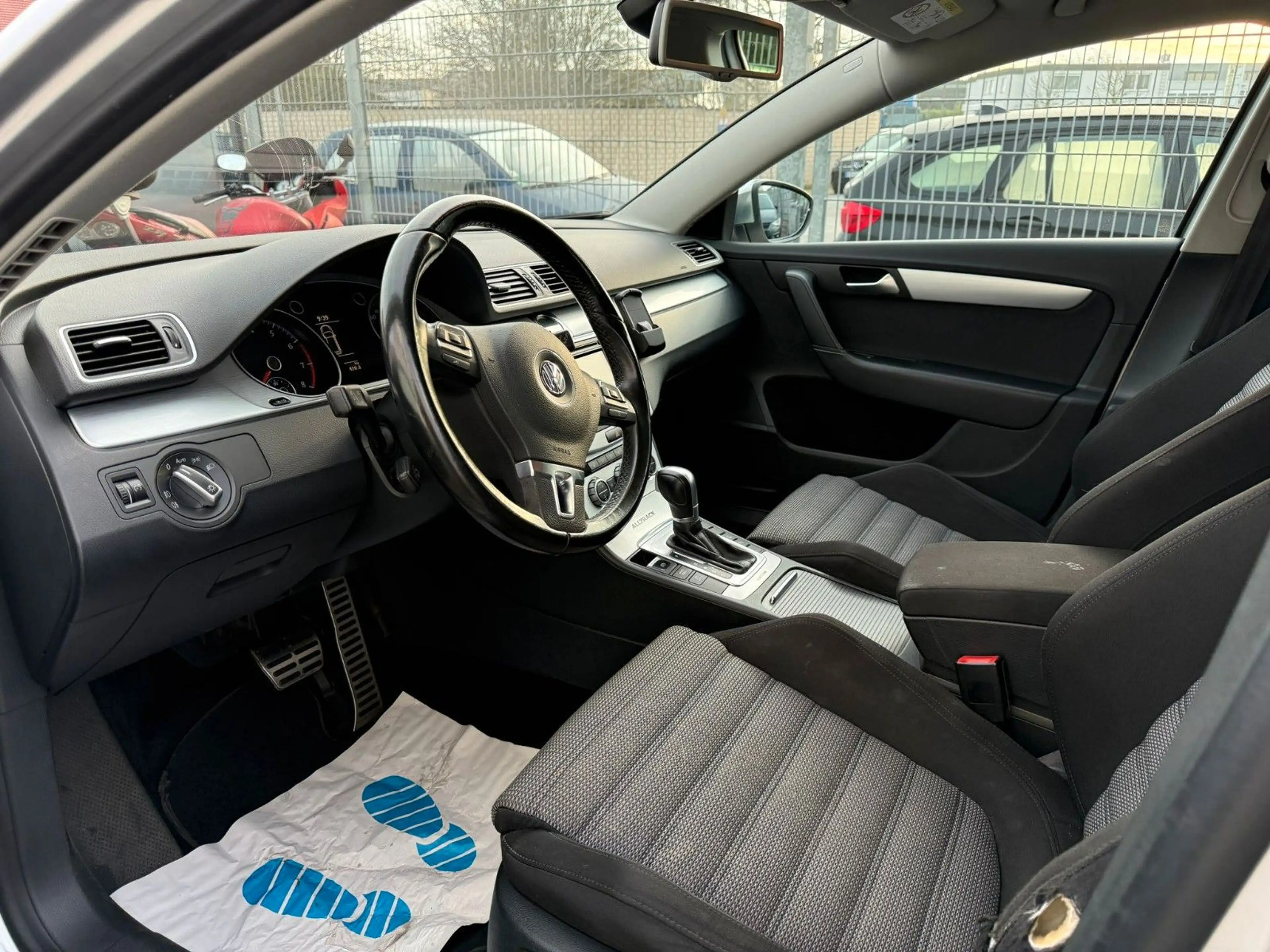 Volkswagen Passat Alltrack Variant 4Motion Xenon Navi — photo 7