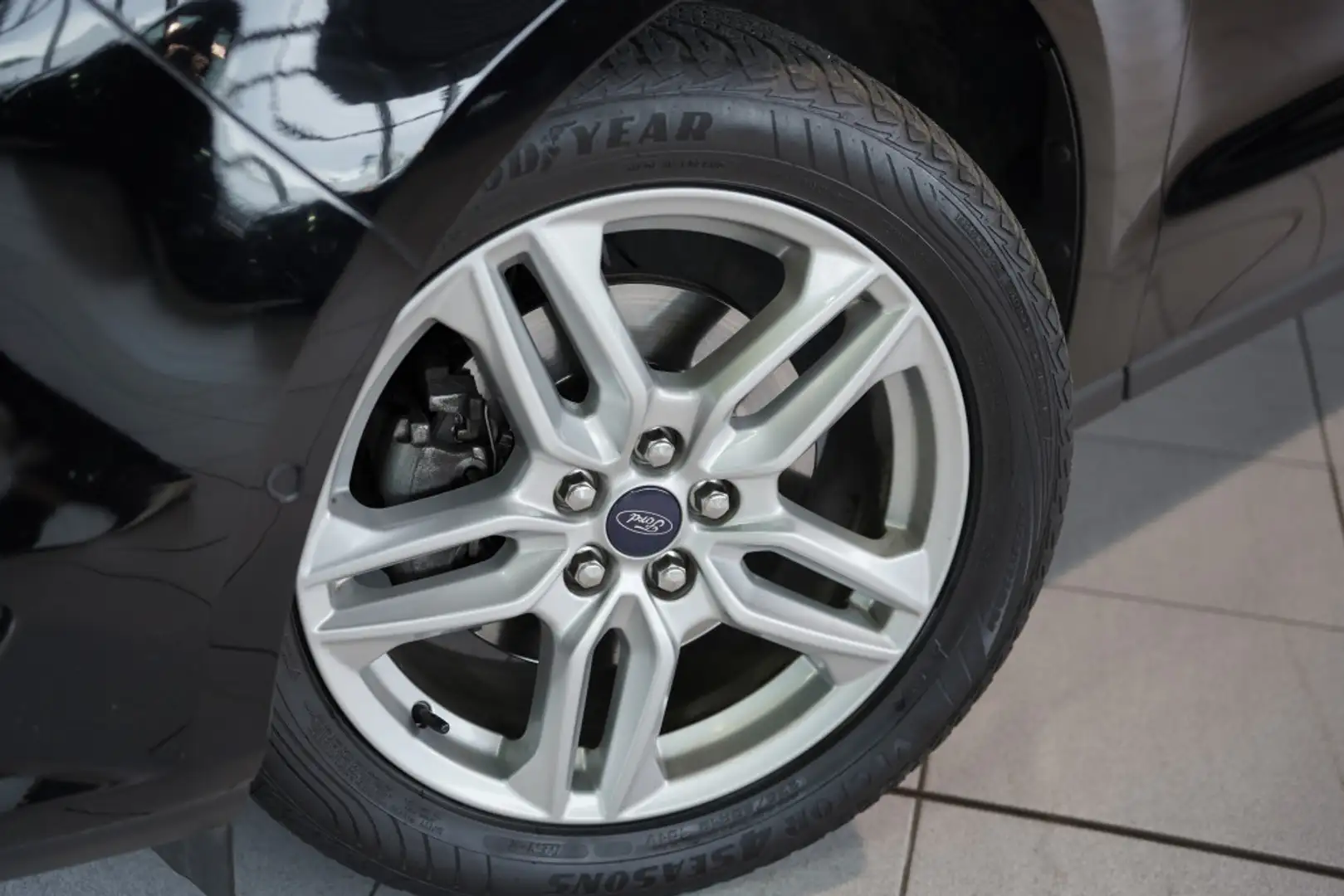 Ford Galaxy Titanium *2.H *18 *ACC *7-Sitzer *Kam Black - 2