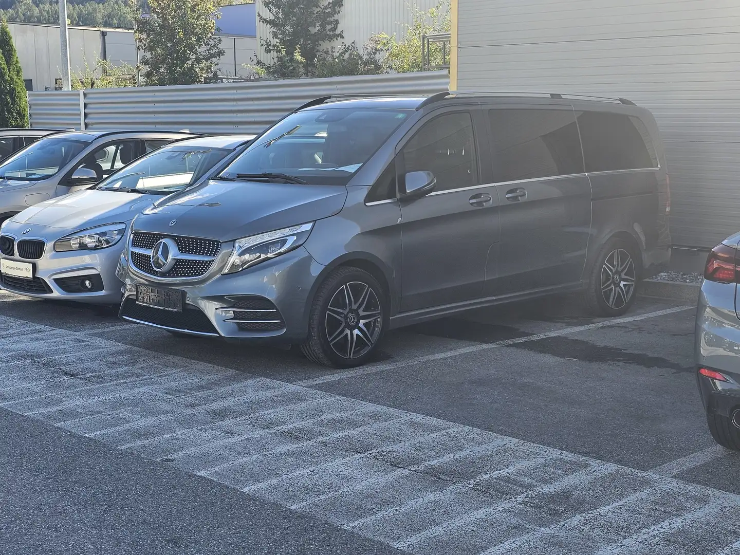Mercedes-Benz V 300 d lang 4Matic 9G-TRONIC Avantgarde .AMG line - 1