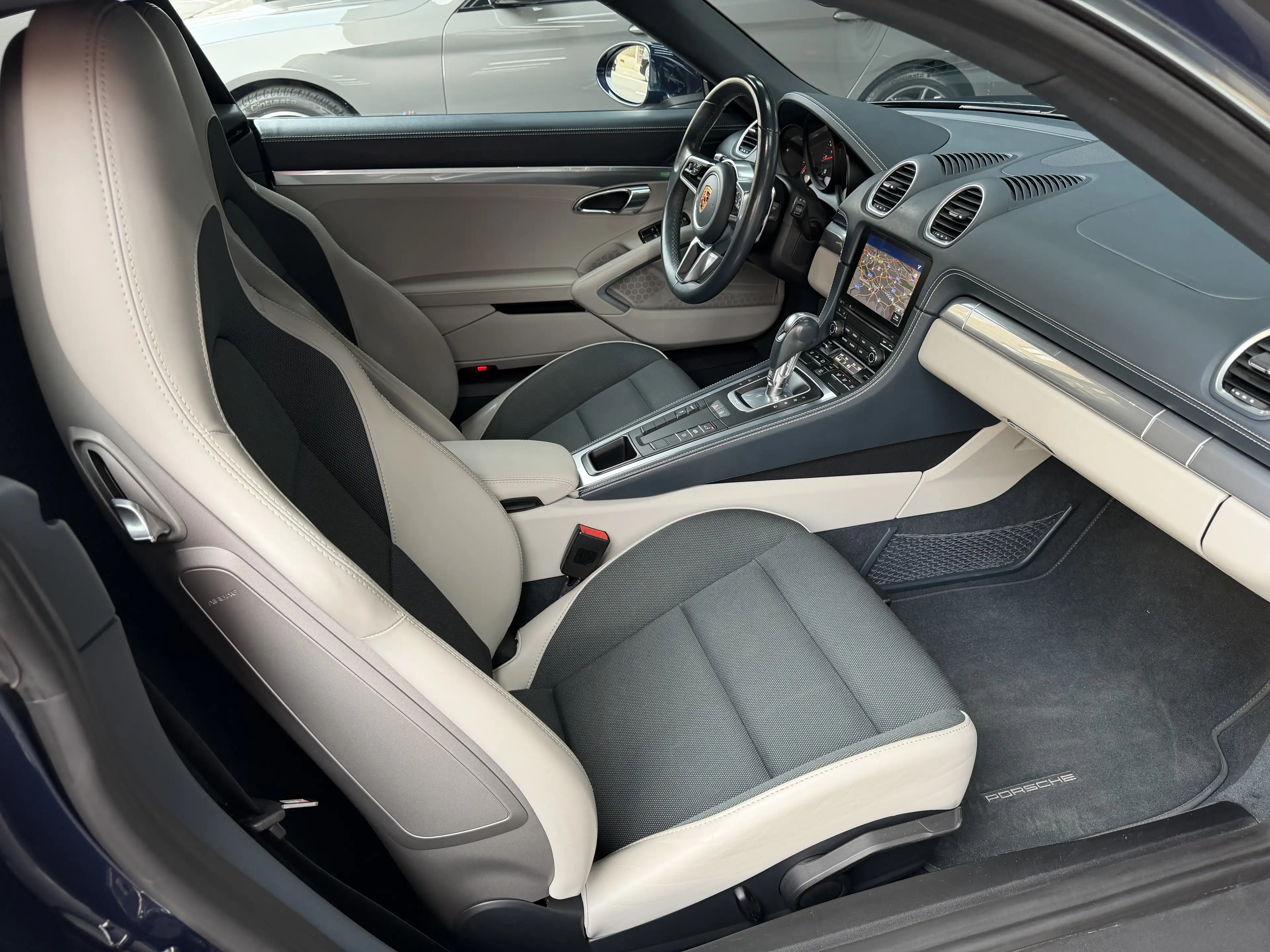 Porsche 718 2.0 Turbo Pdk Exhaust Sport Cuir Clim Gps Xenon — photo 15