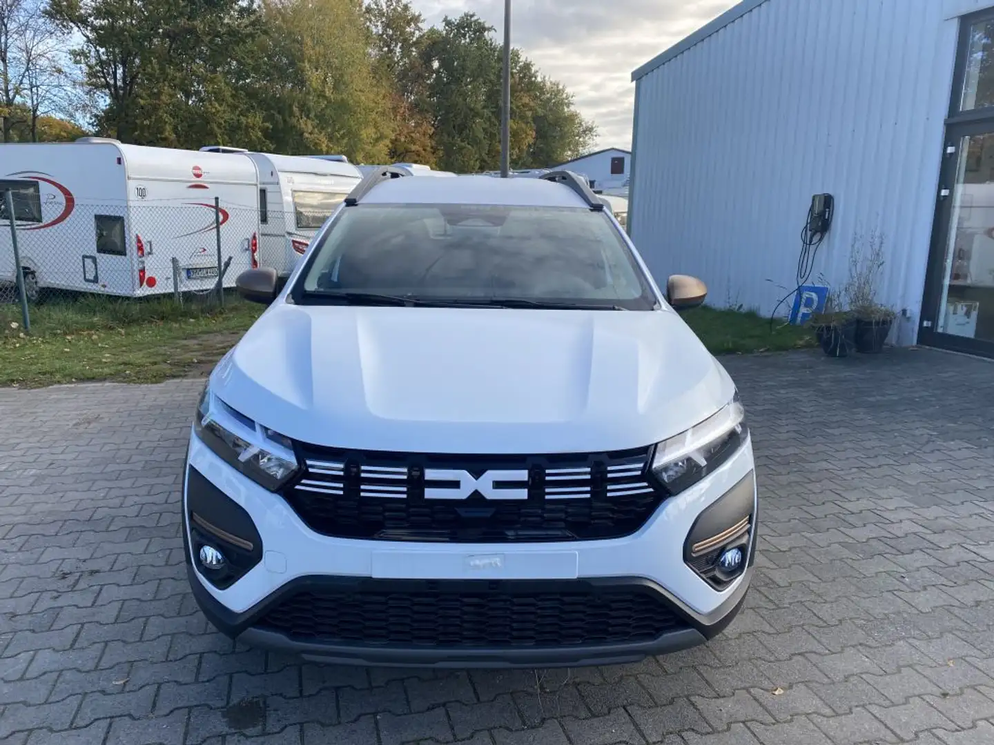Dacia Jogger Hybrid 140 Extreme Weiß - 2