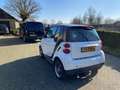 smart forTwo Smart FORTWO 1.0 45KW COUPE MHD AUT Wit - thumbnail 3