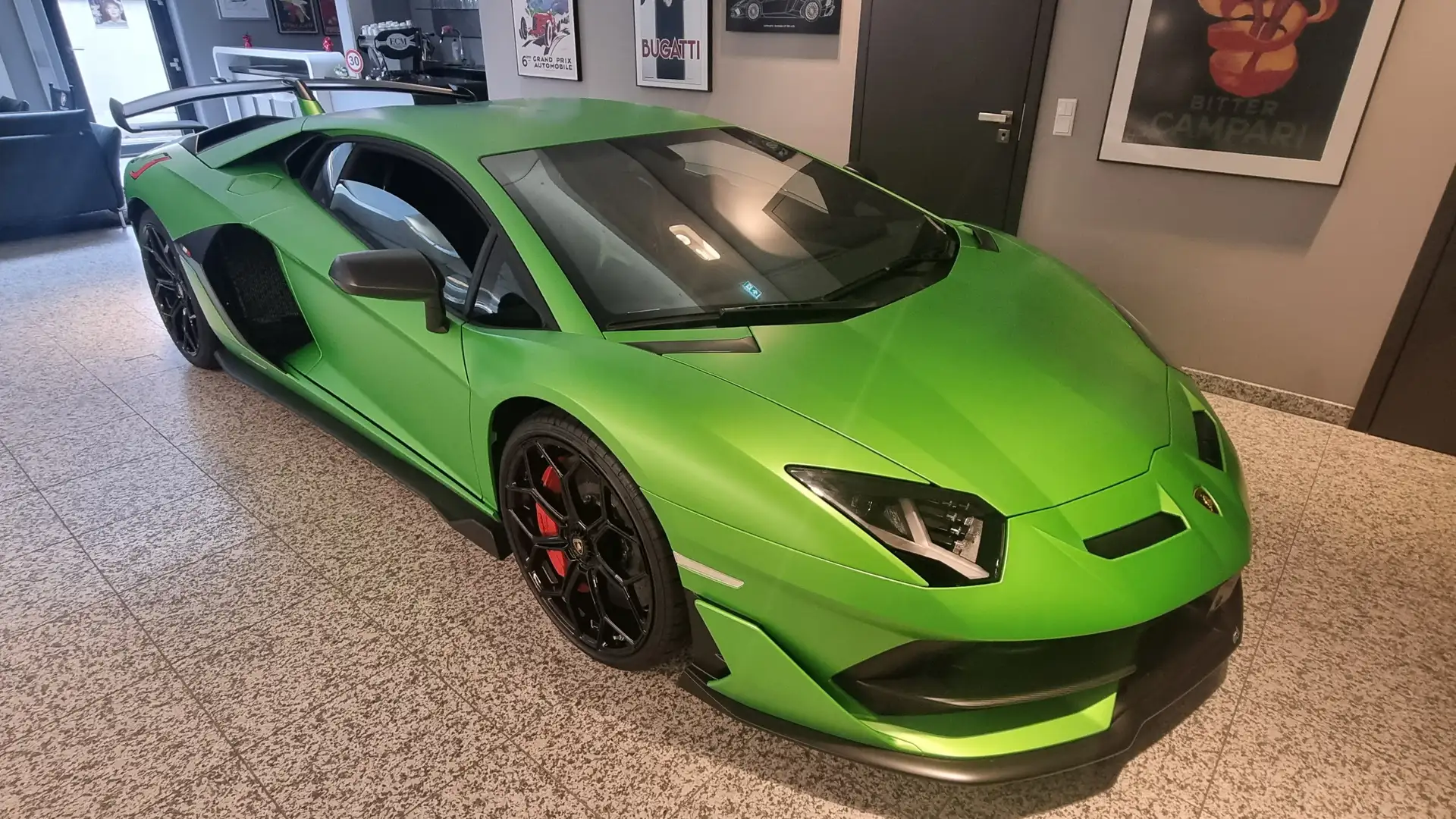 Lamborghini Aventador SVJ Зелений - 1