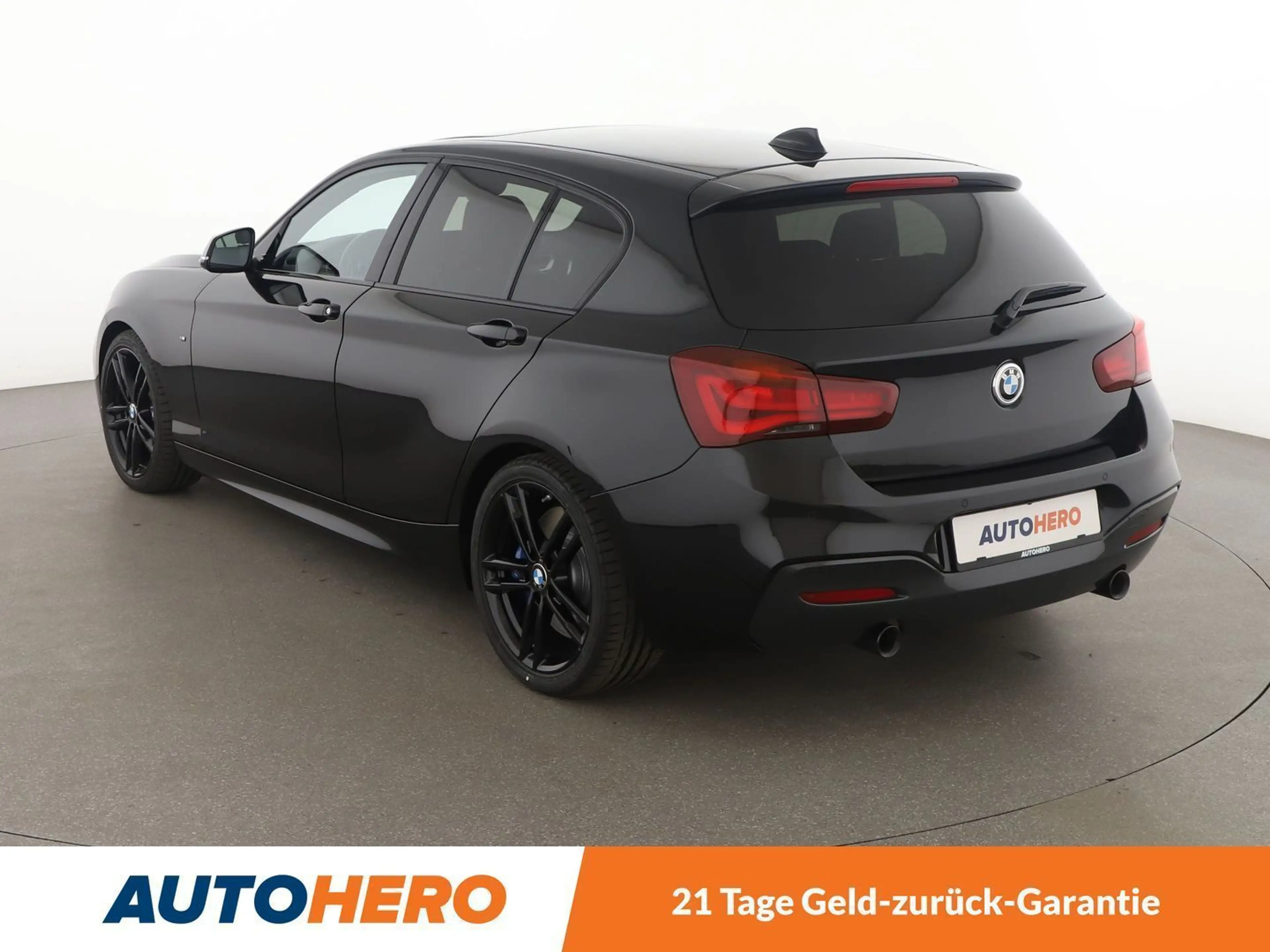 BMW 140 M140i xDrive Special Edition Aut.*NAVI*LED* — photo 4