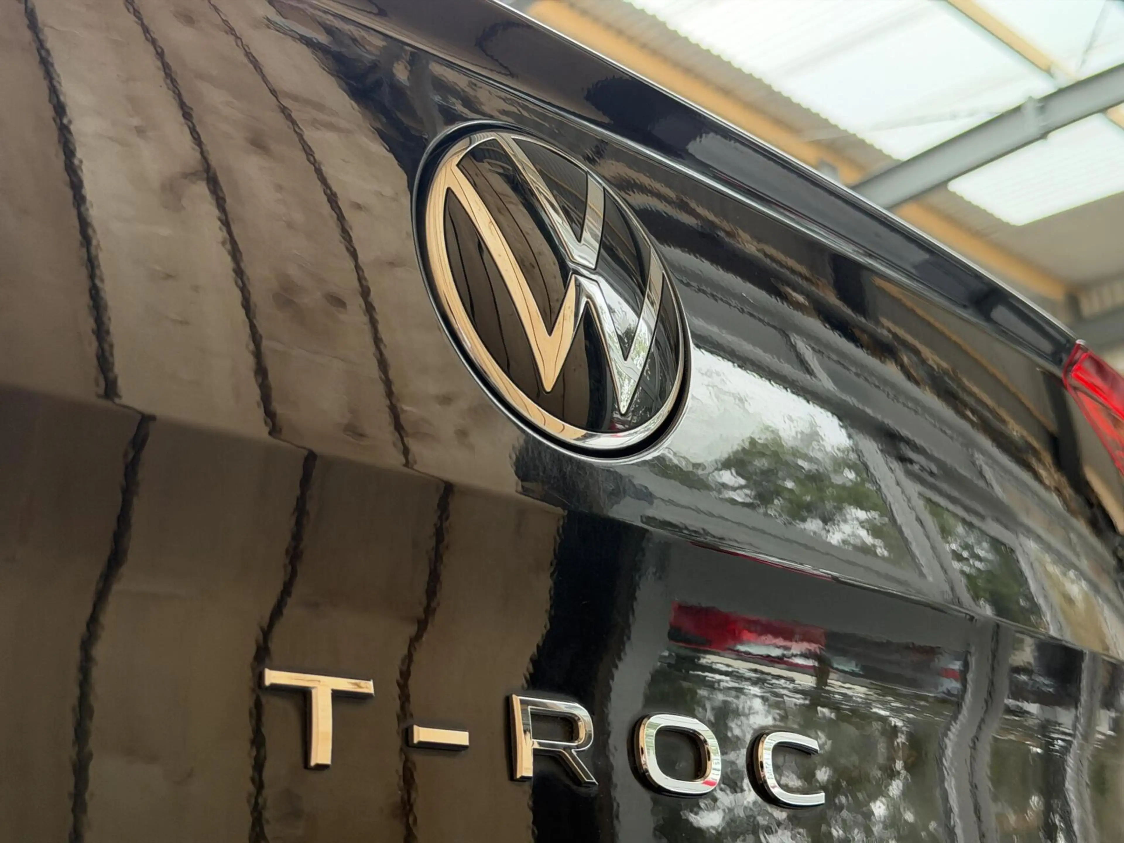 Volkswagen T-Roc 1.0 TSI Life 75 Edition Apple CarPlay/Android Auto — photo 34