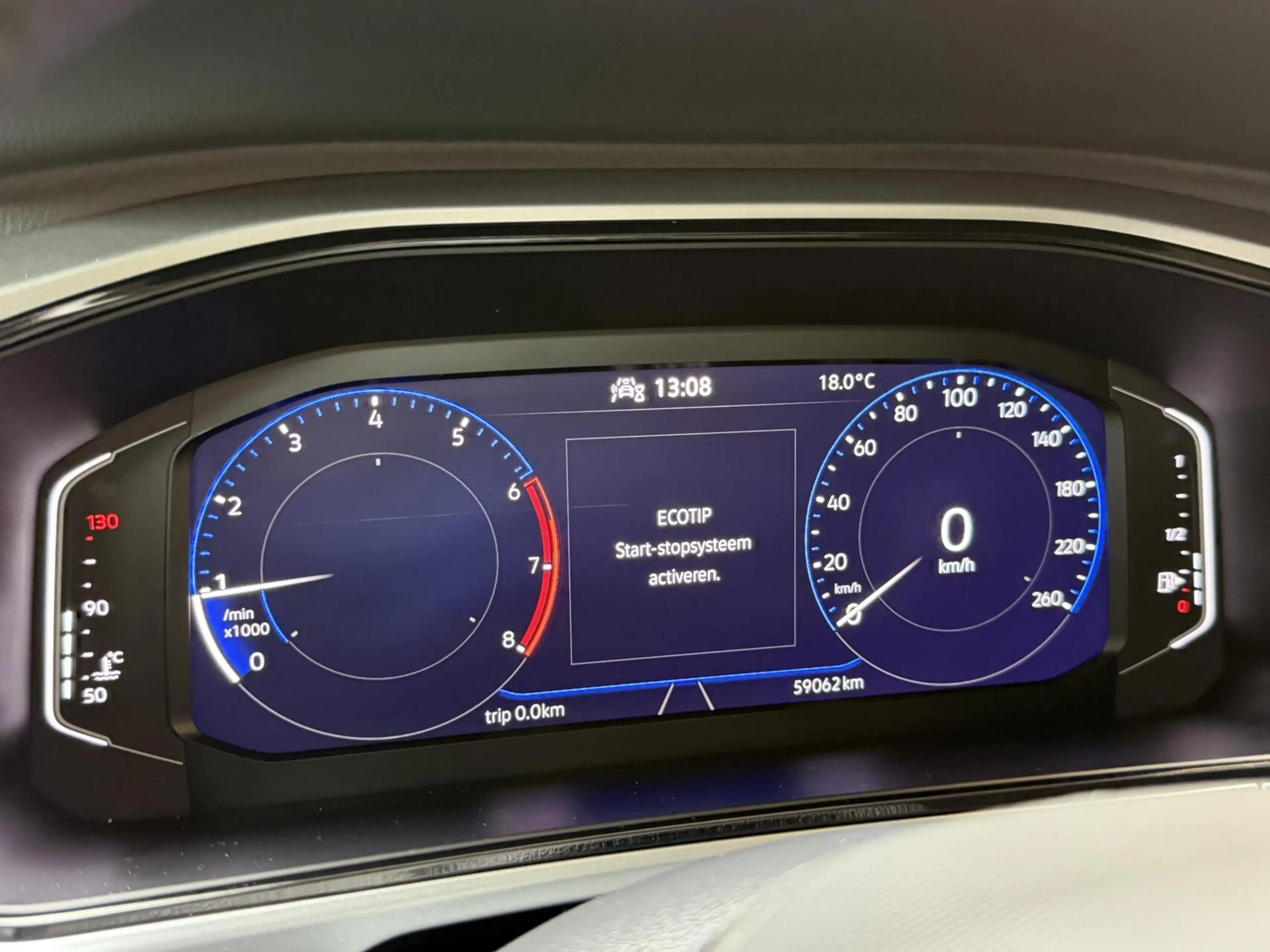 Volkswagen T-Roc 1.0 TSI Life 75 Edition Apple CarPlay/Android Auto — photo 5