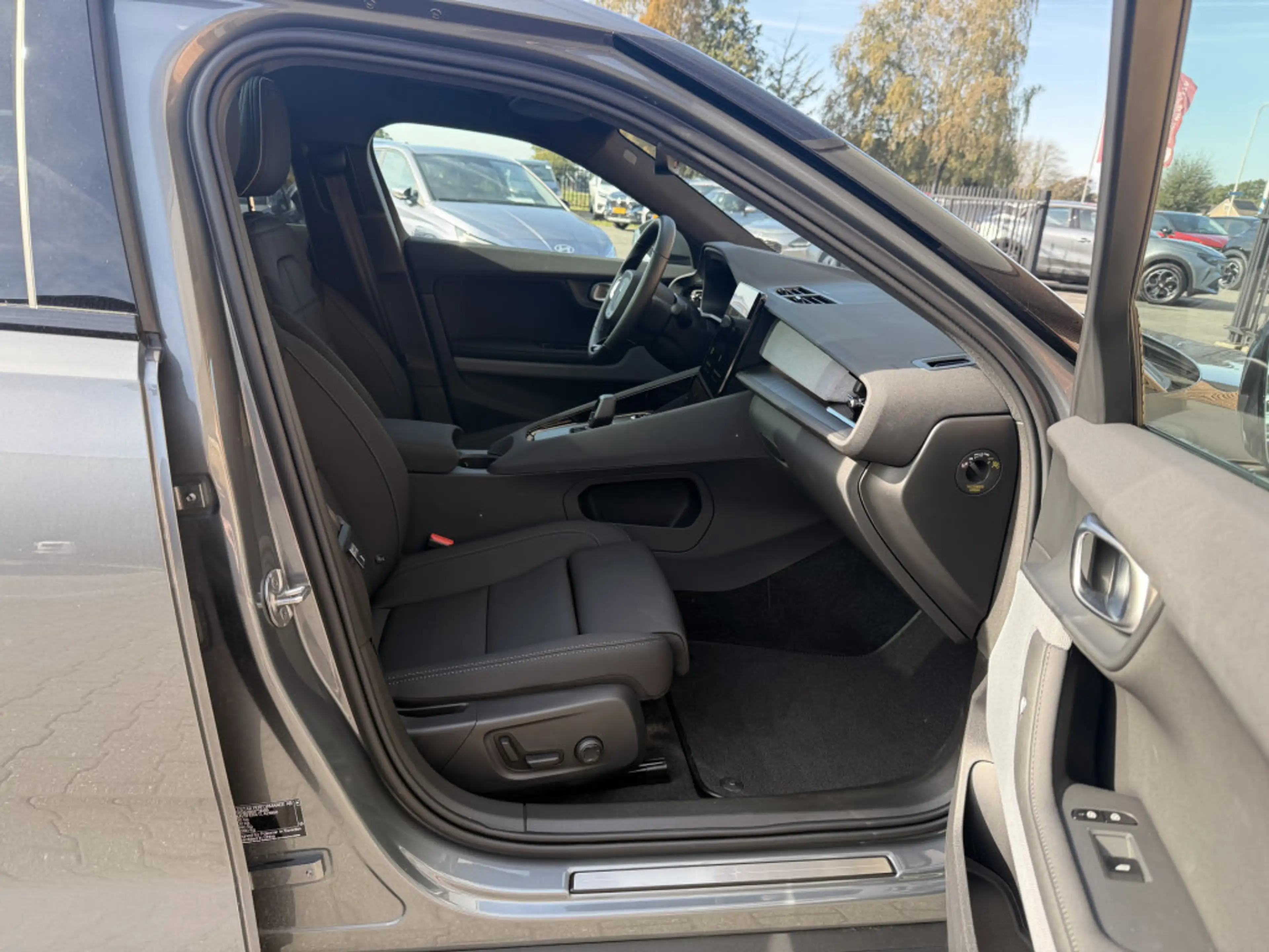Polestar 2 Long Range Single Motor Prime 82 kWh — photo 43