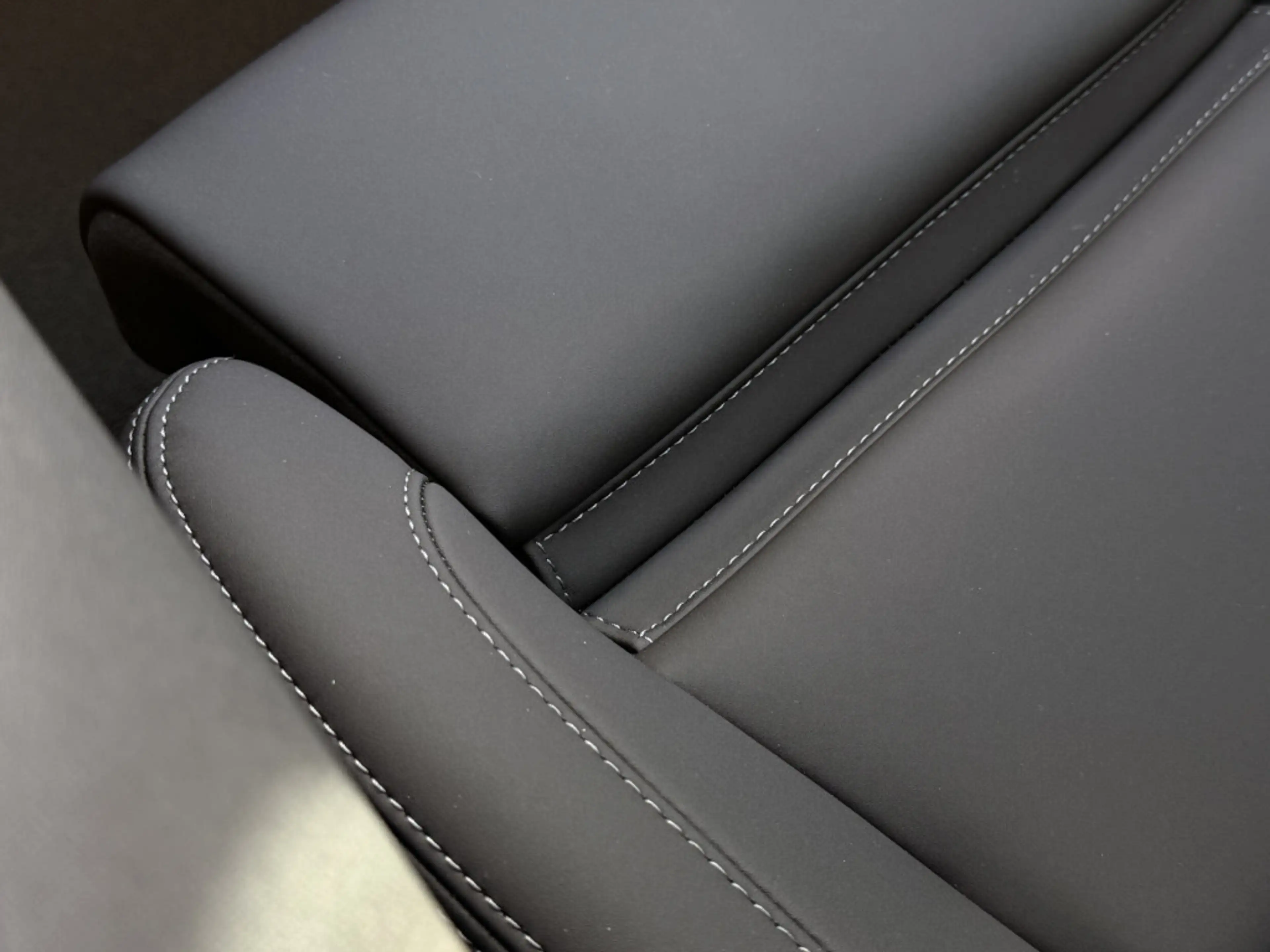 Polestar 2 Long Range Single Motor Prime 82 kWh — photo 47