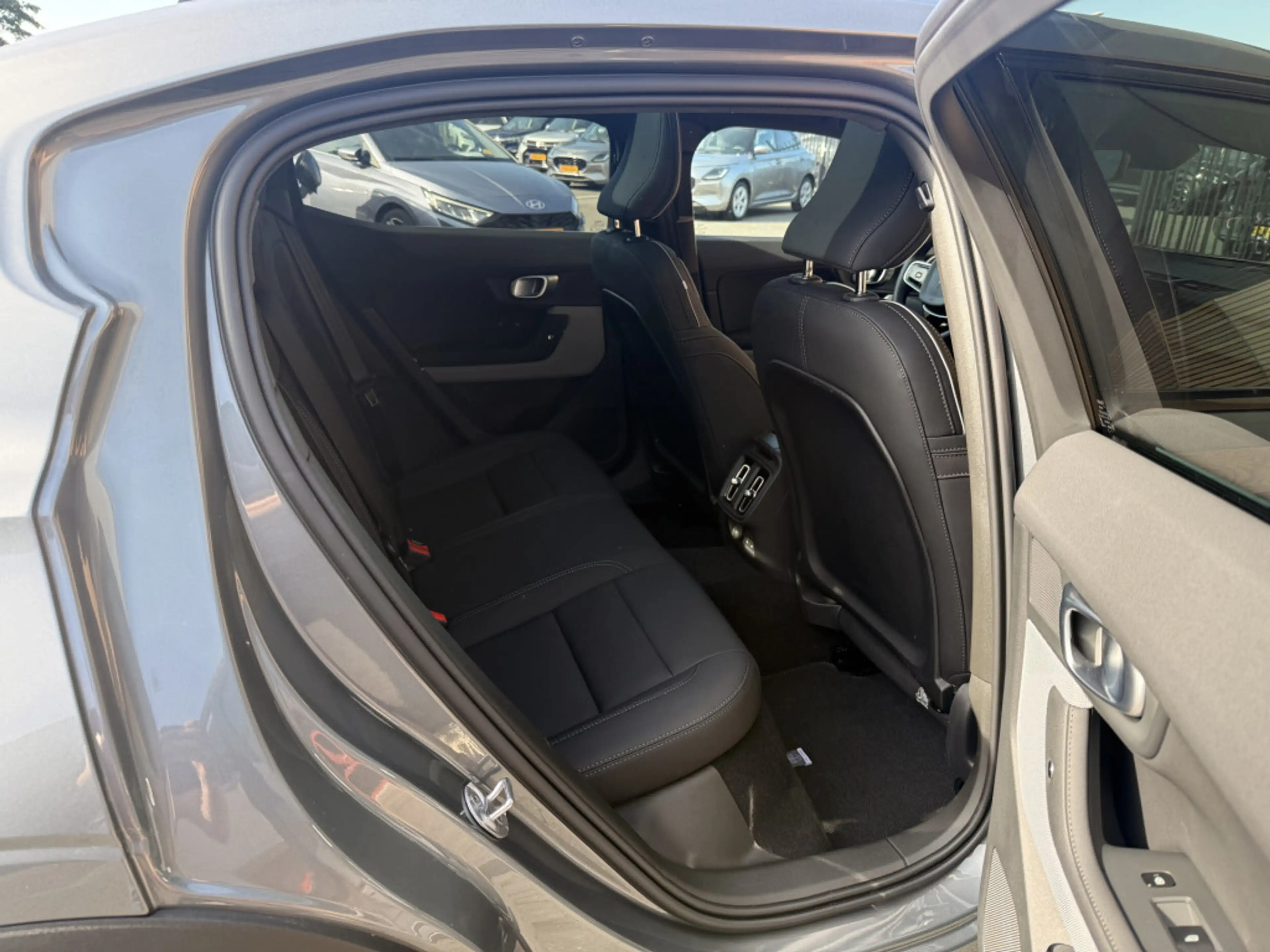 Polestar 2 Long Range Single Motor Prime 82 kWh — photo 45