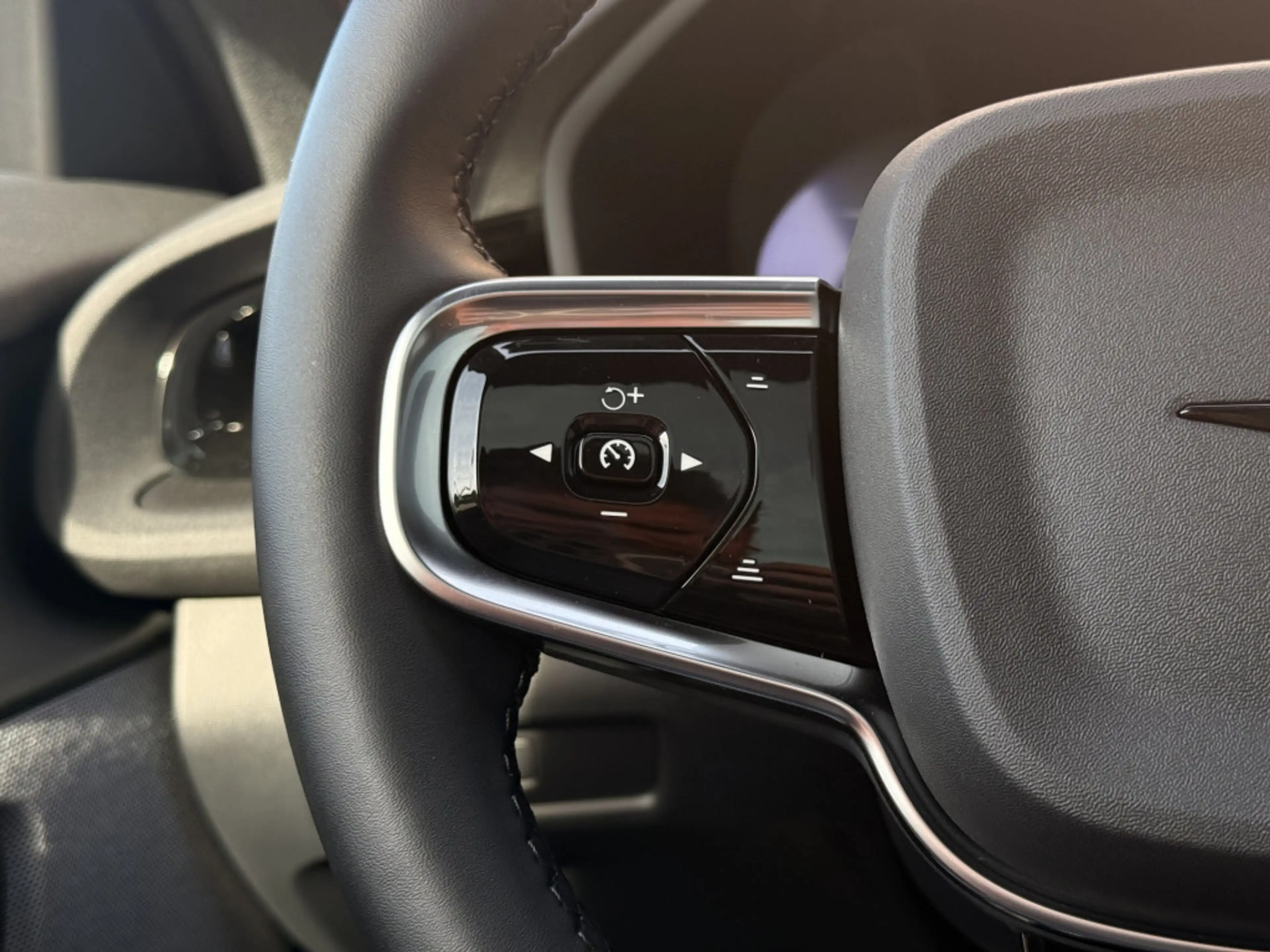 Polestar 2 Long Range Single Motor Prime 82 kWh — photo 19